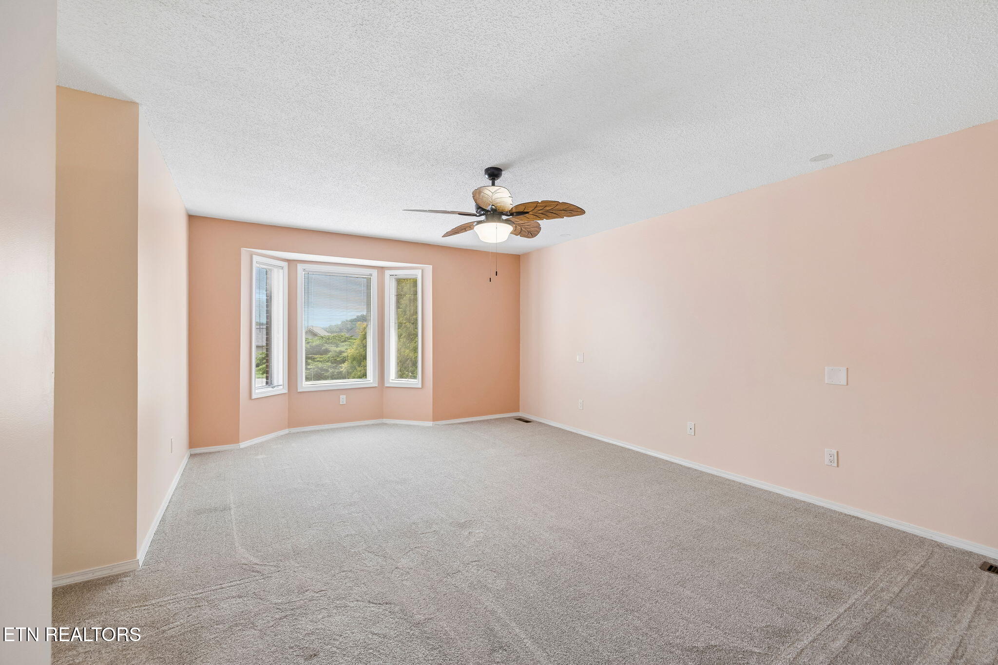 212 Tooweka Lane Loudon TN 37774