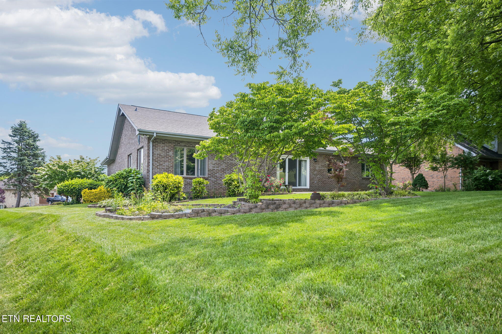 212 Tooweka Lane Loudon TN 37774
