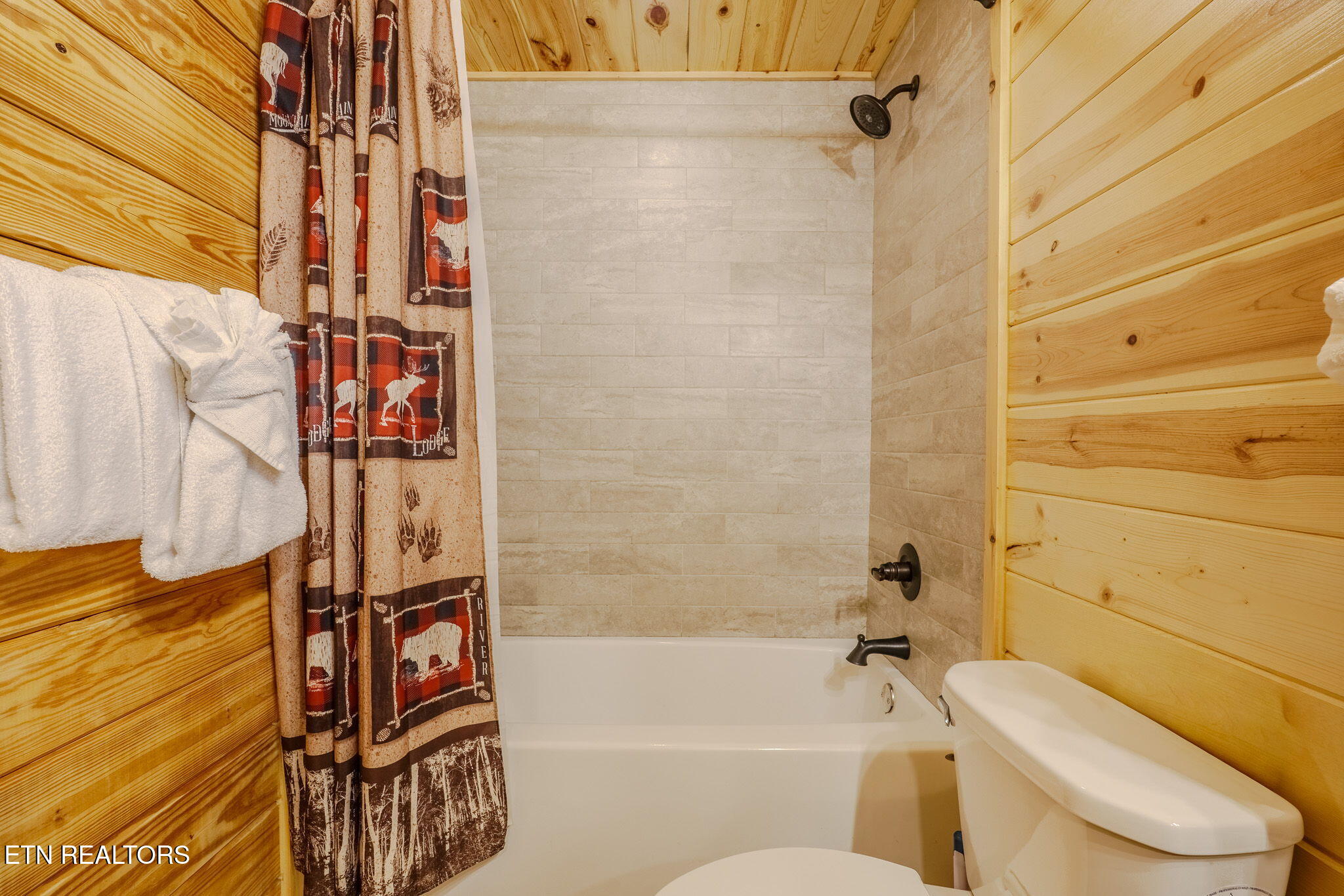 221 Forrest Loop Way Gatlinburg TN 37738