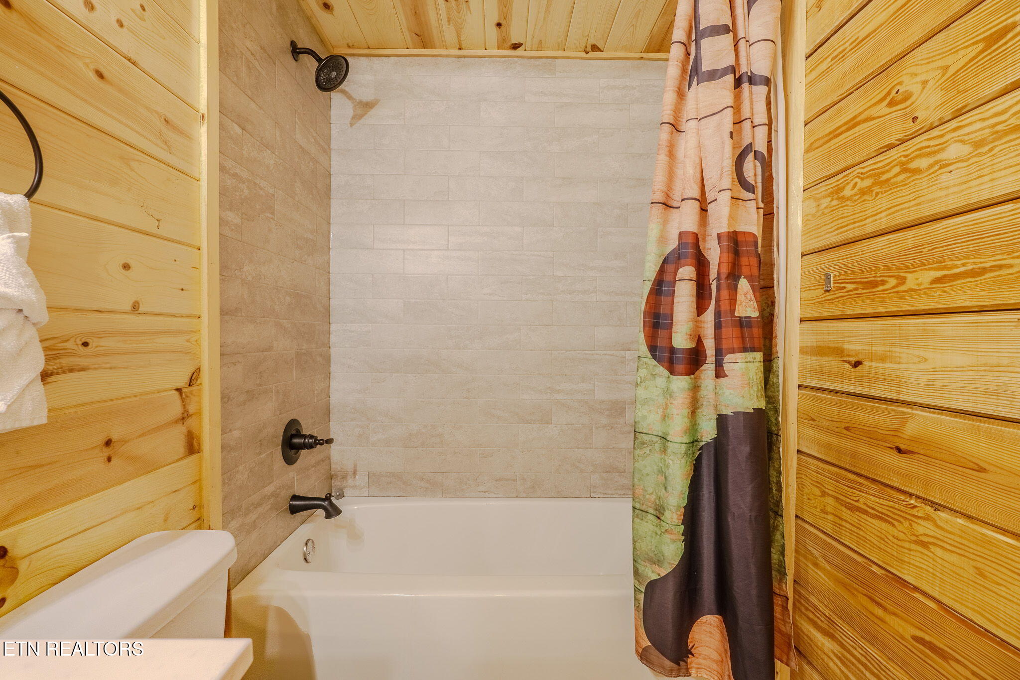 221 Forrest Loop Way Gatlinburg TN 37738