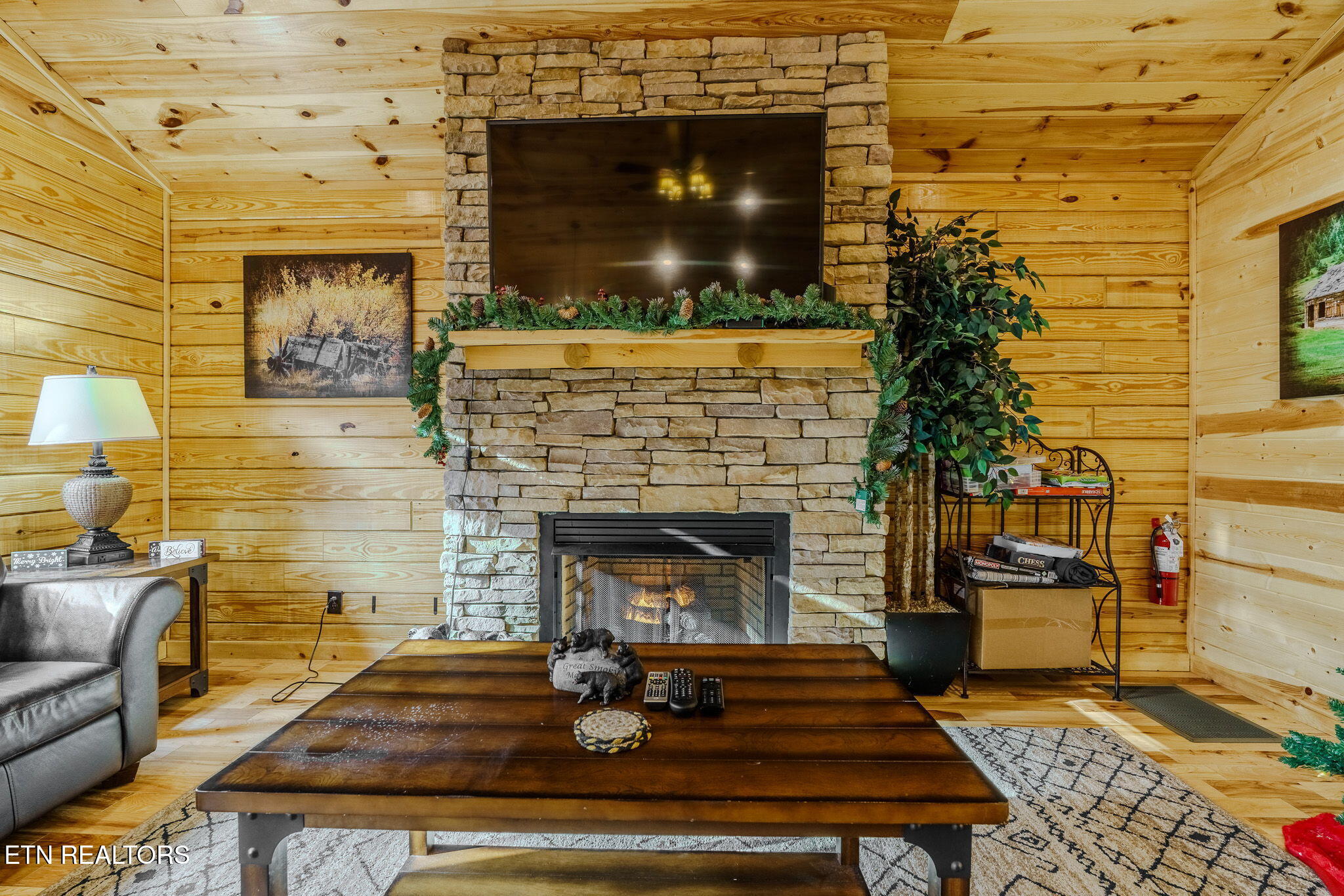 221 Forrest Loop Way Gatlinburg TN 37738