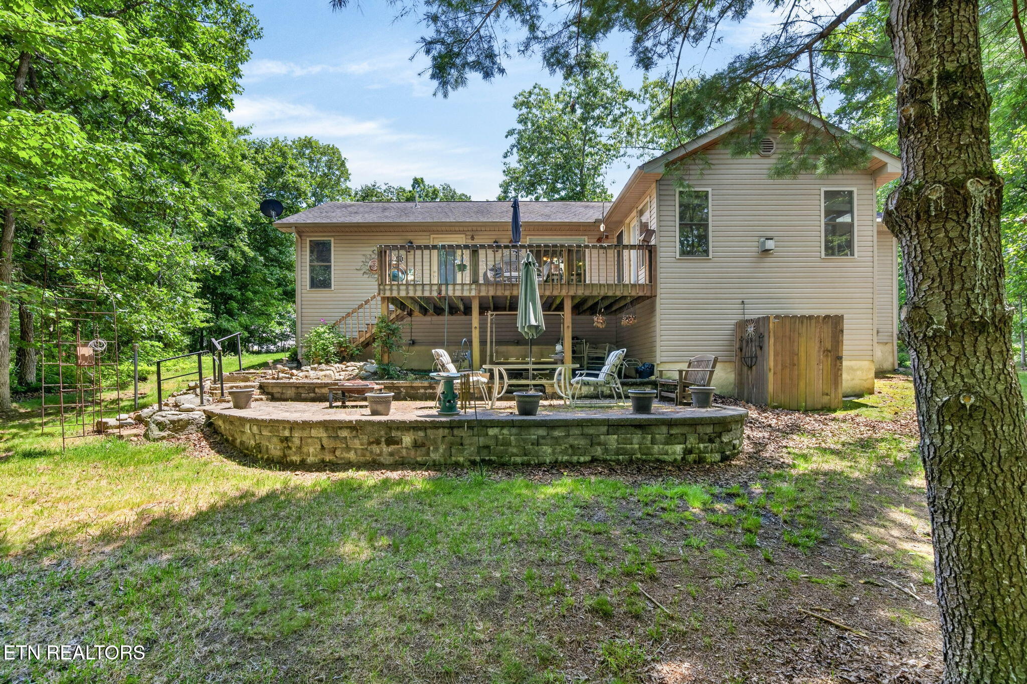 657 Lakeview Drive Crossville TN 38558