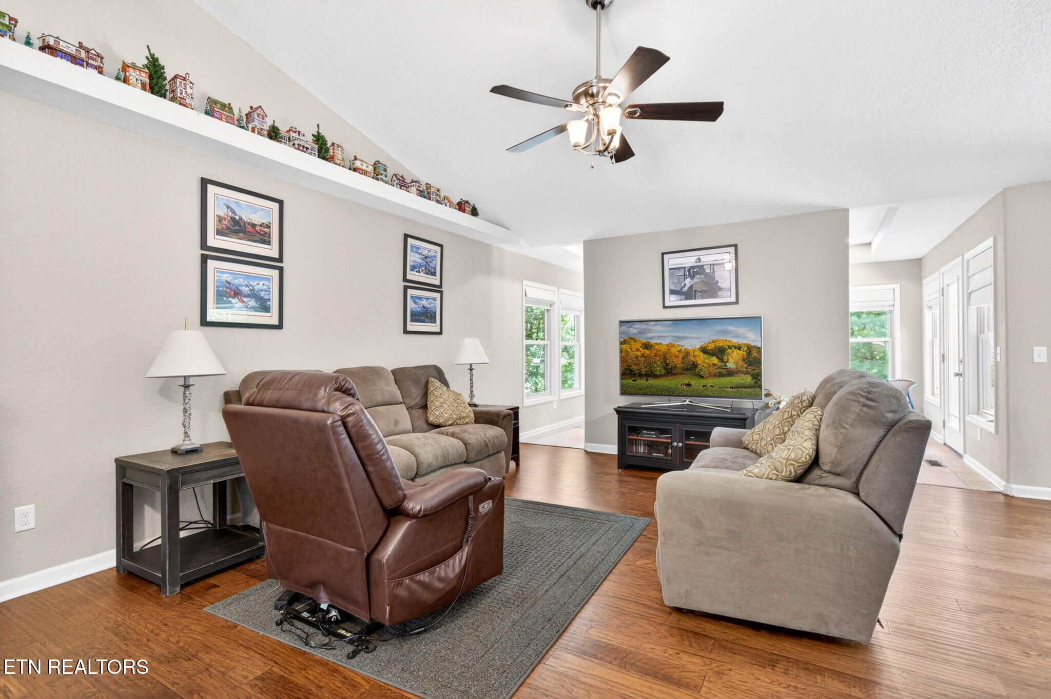 657 Lakeview Drive Crossville TN 38558