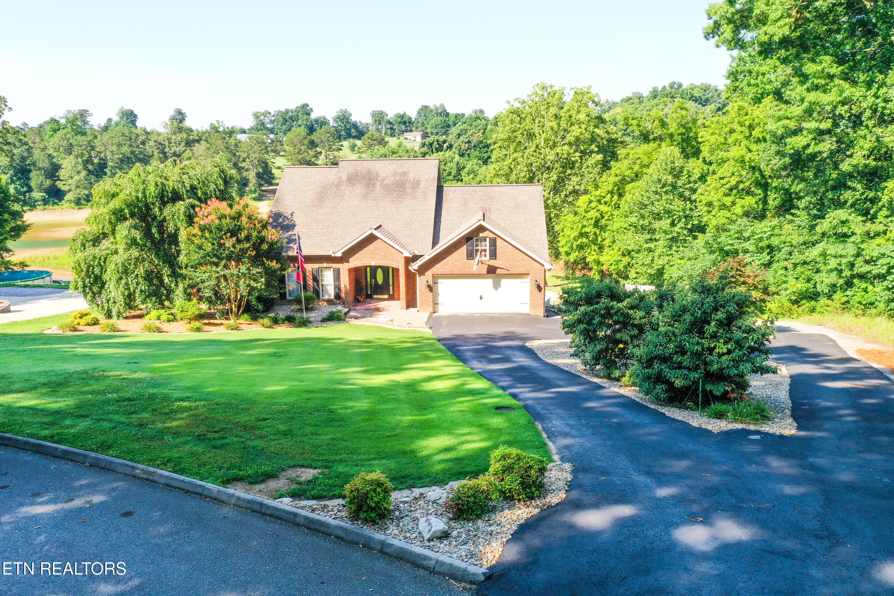298 Cherokee Cove Rutledge TN 37861