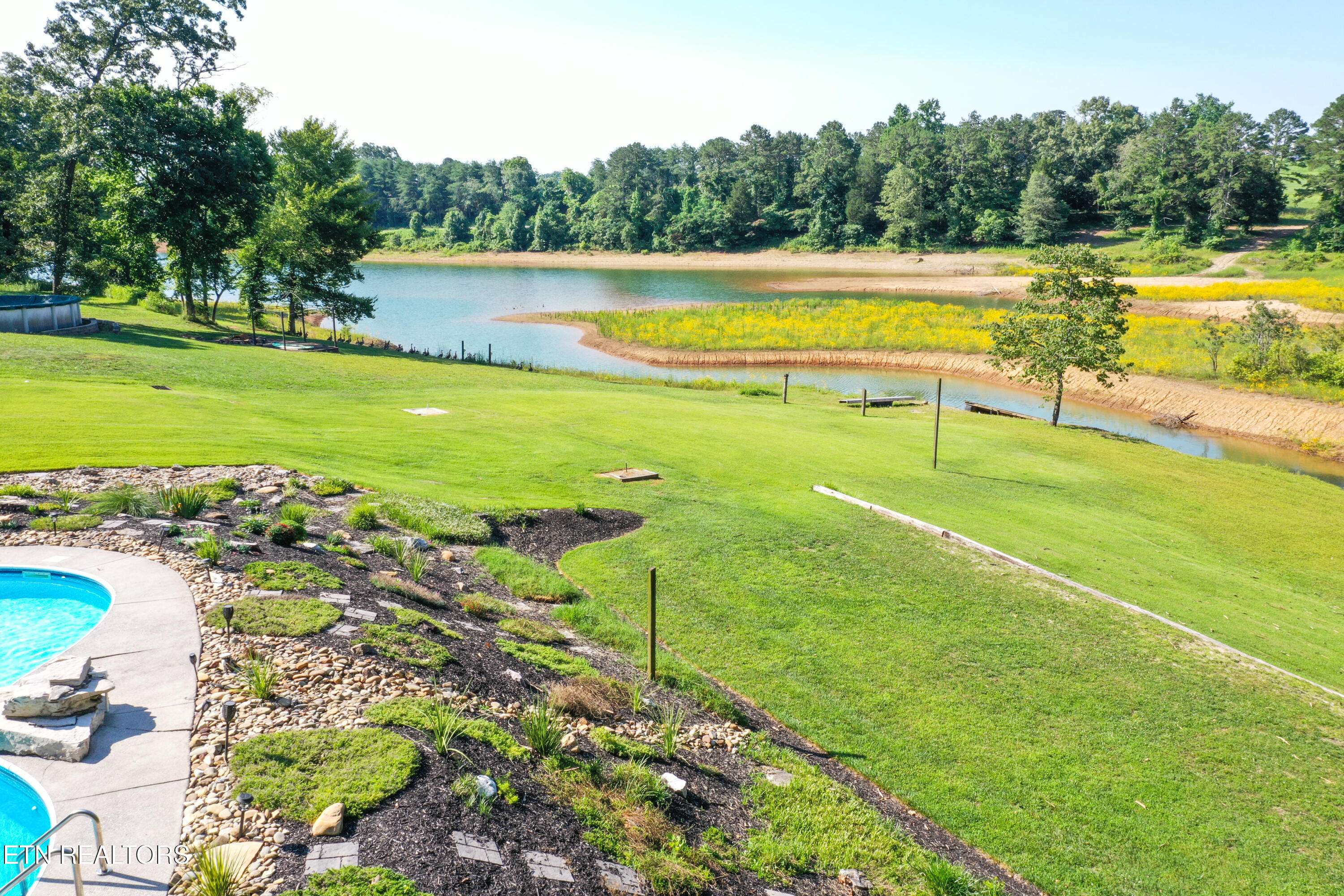 298 Cherokee Cove Rutledge TN 37861