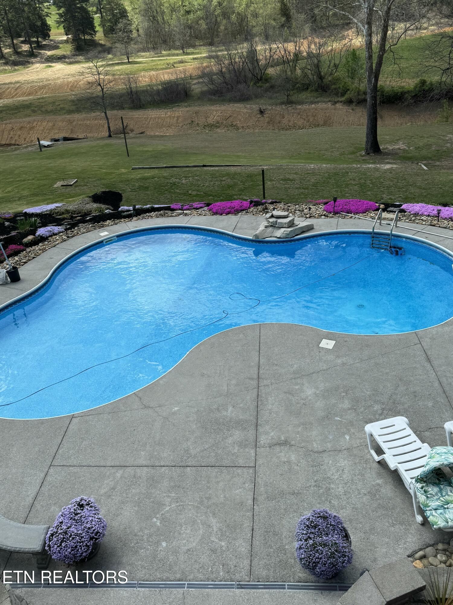 298 Cherokee Cove Rutledge TN 37861