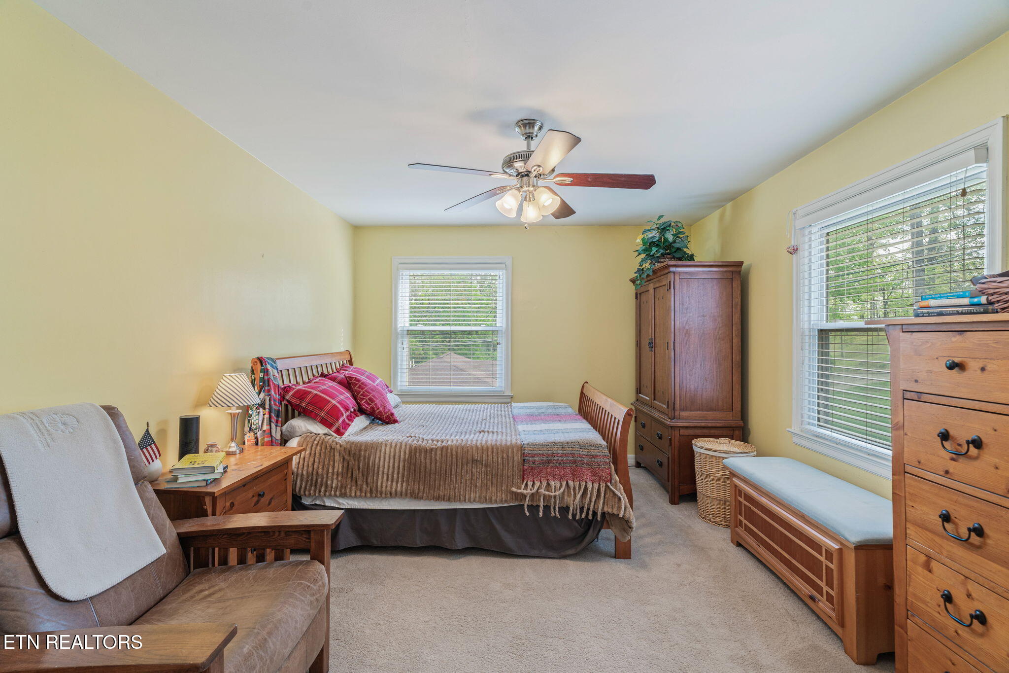 5525 Crestwood Drive Knoxville TN 37914