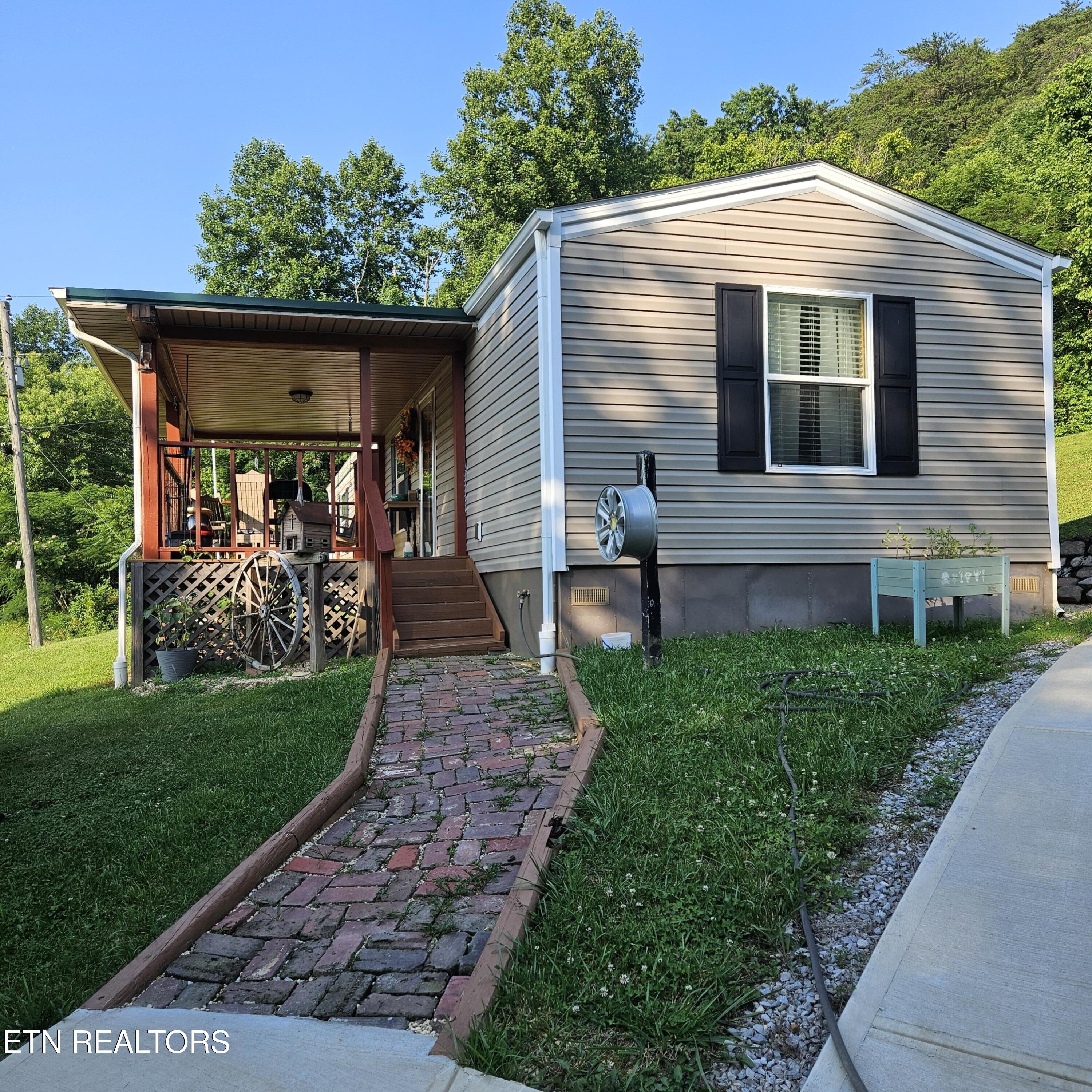 1911 Branam Hill Road Jellico TN 37762