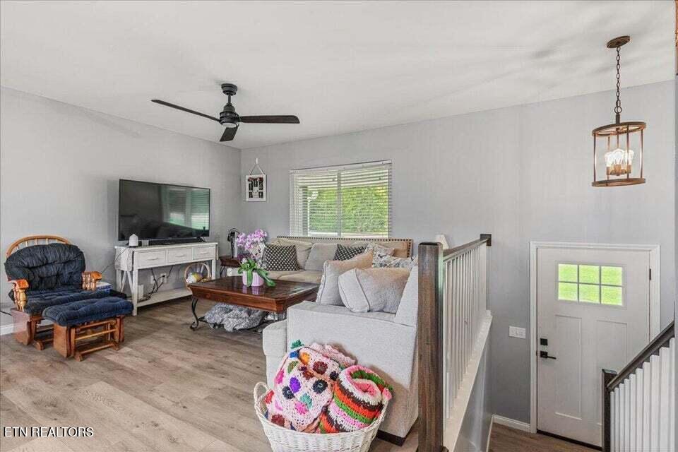 119 County Road 887 Etowah TN 37331