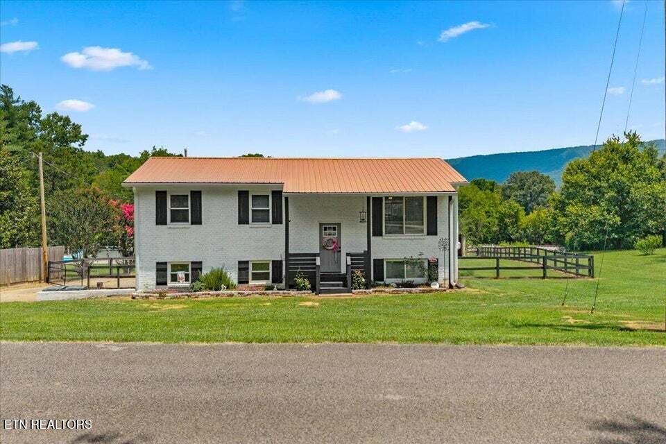 119 County Road 887 Etowah TN 37331