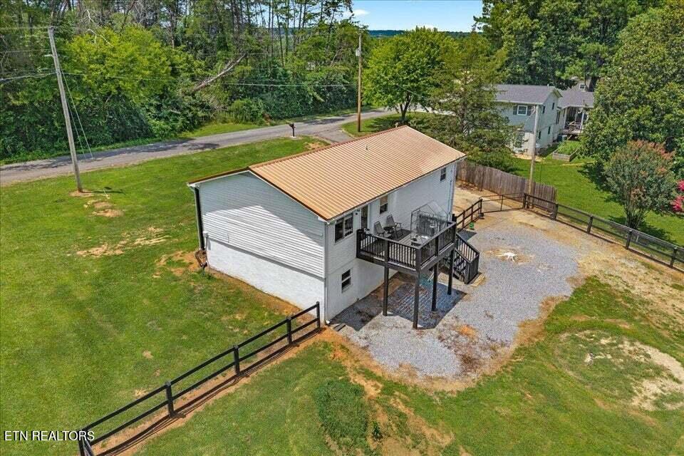 119 County Road 887 Etowah TN 37331