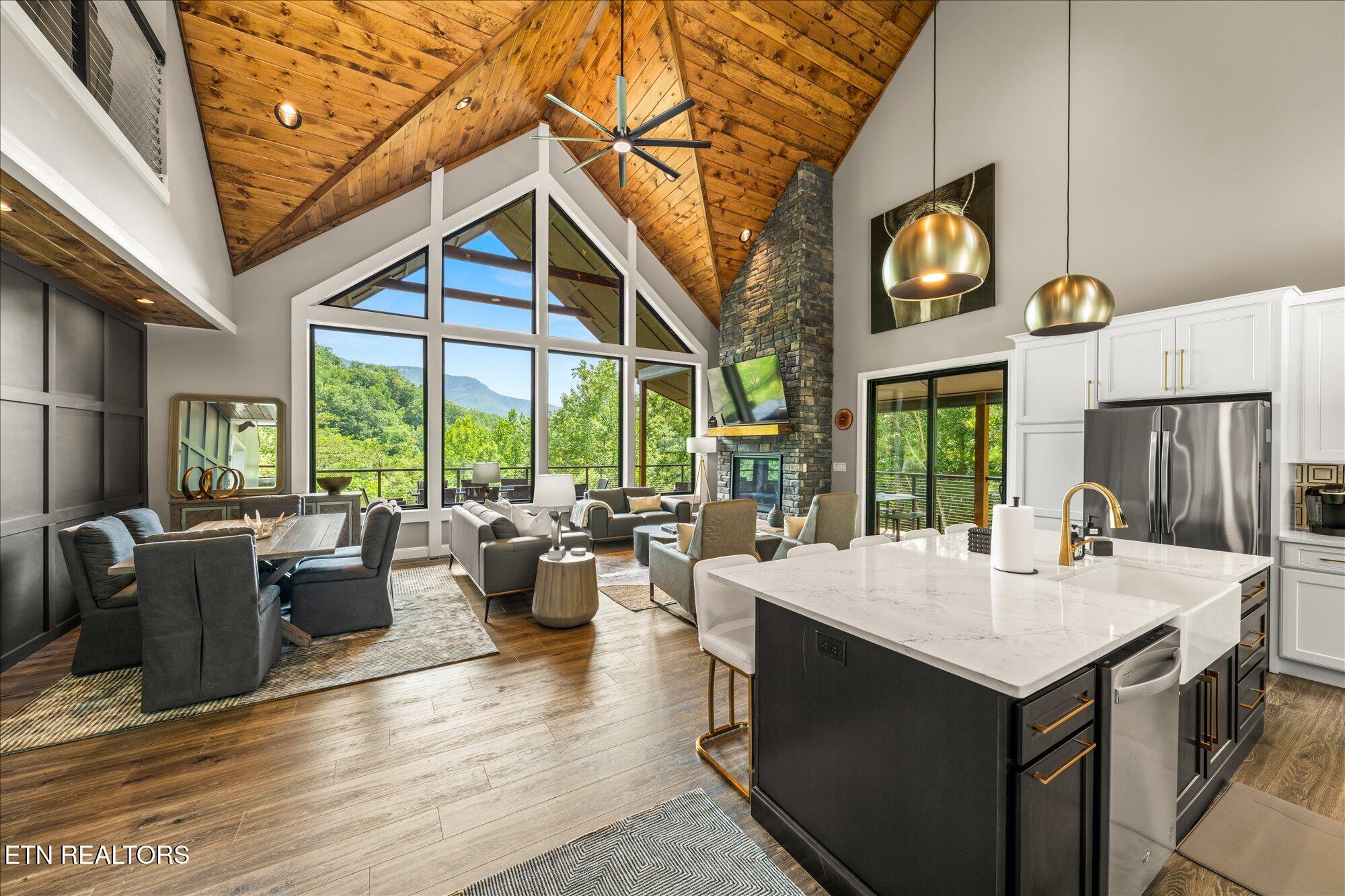 622 Coronation Street Gatlinburg TN 37738