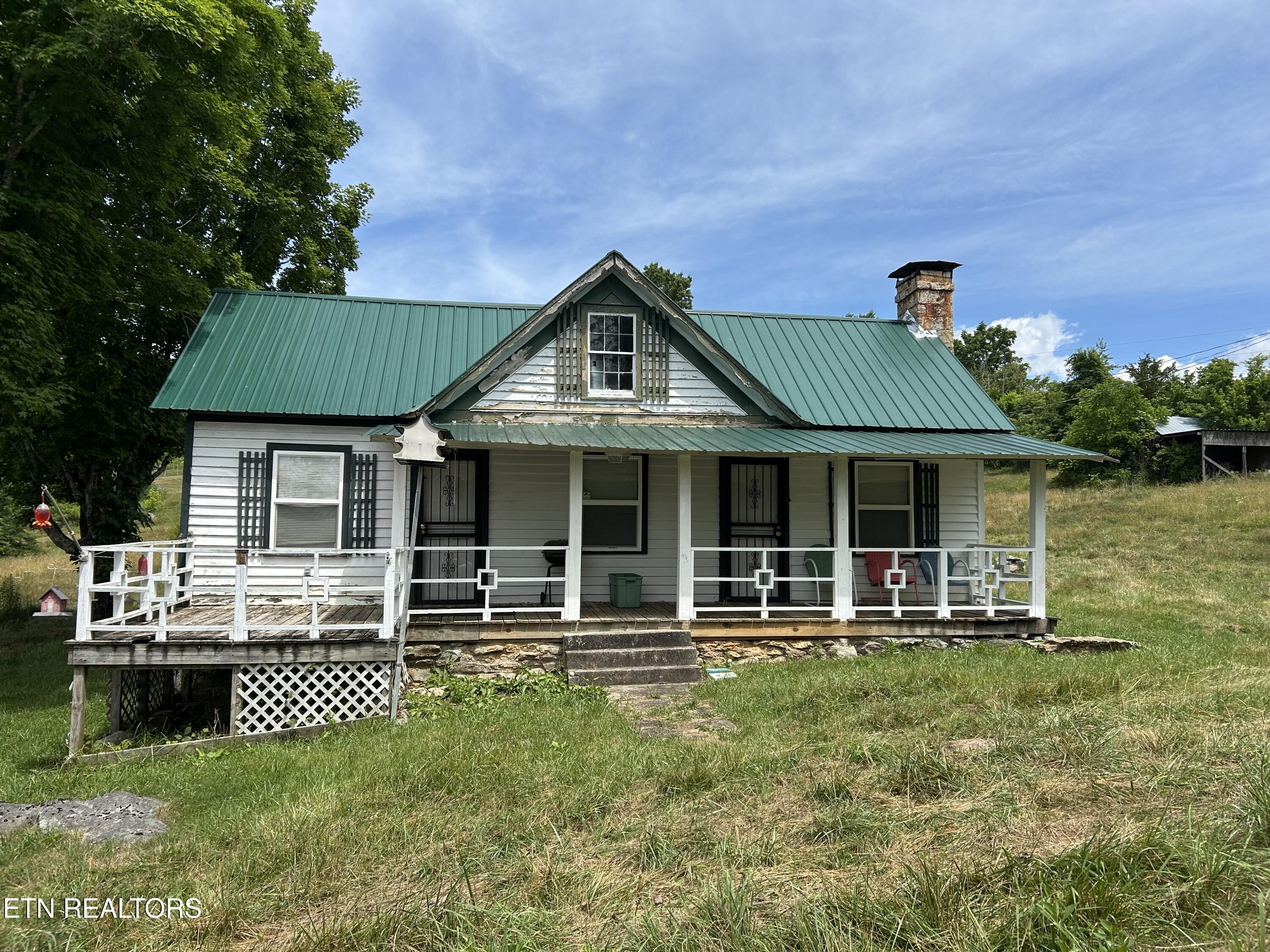 2088 Clinch Valley Road Thorn Hill TN 37881