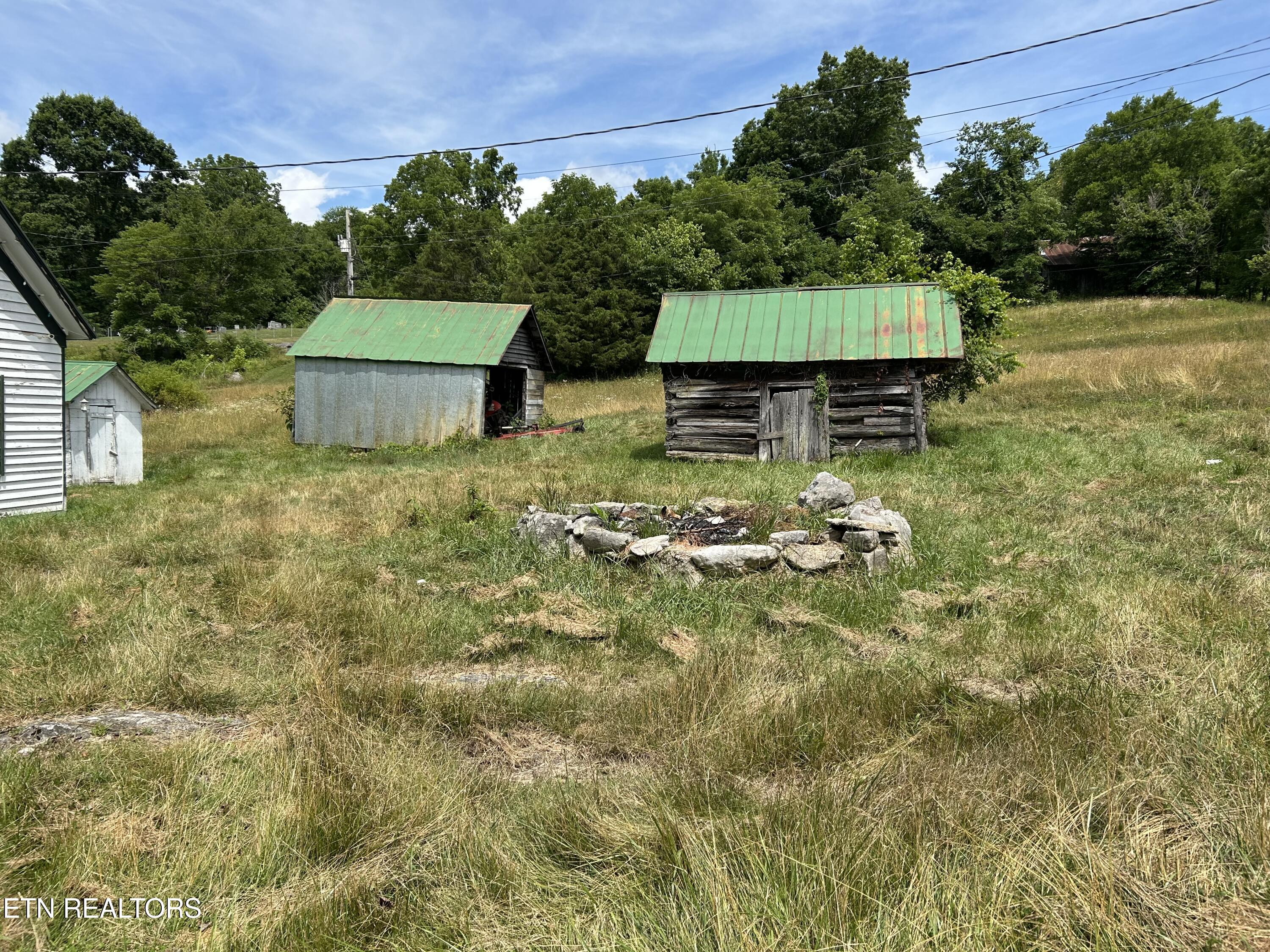 2088 Clinch Valley Road Thorn Hill TN 37881