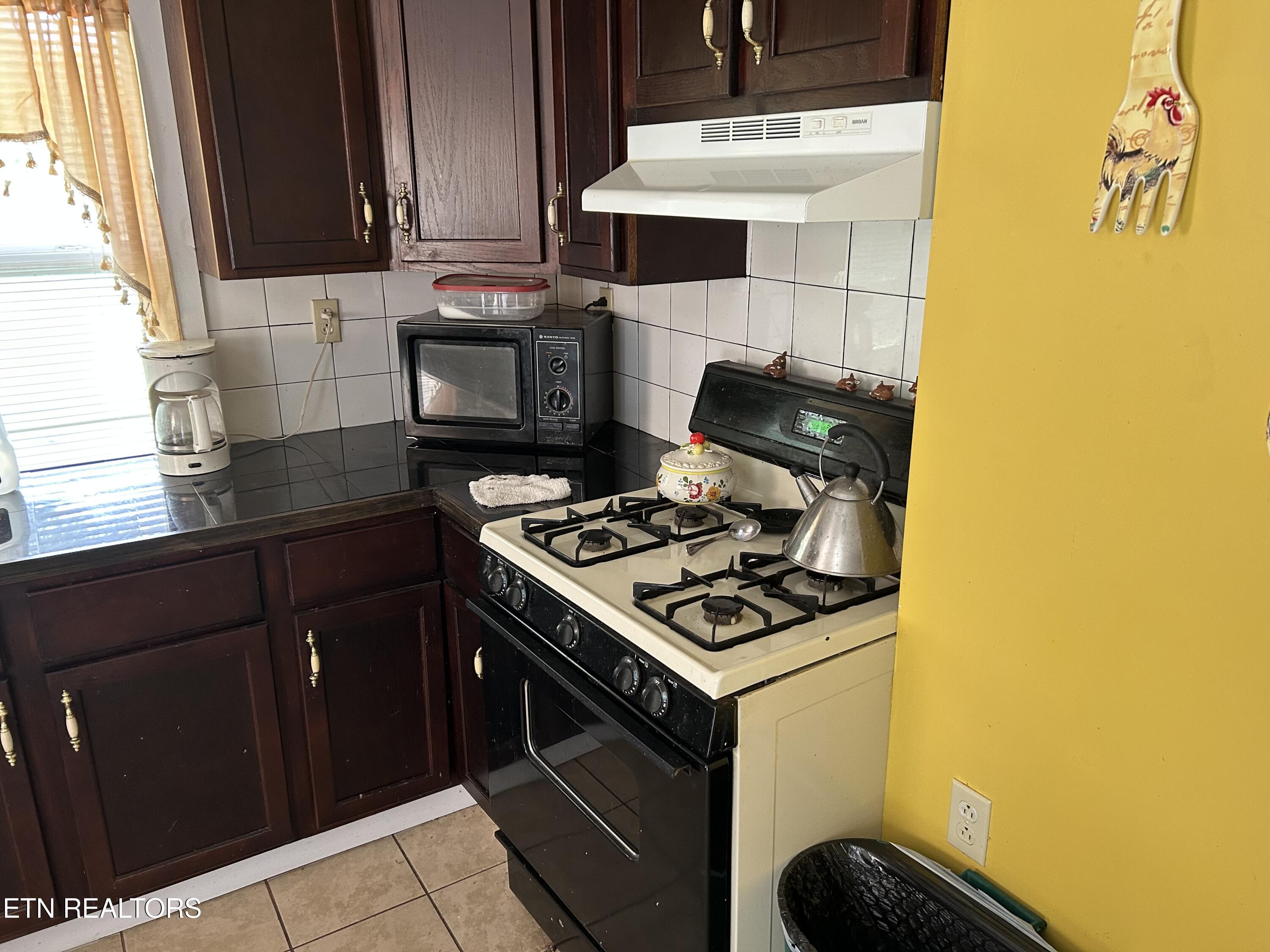 2088 Clinch Valley Road Thorn Hill TN 37881