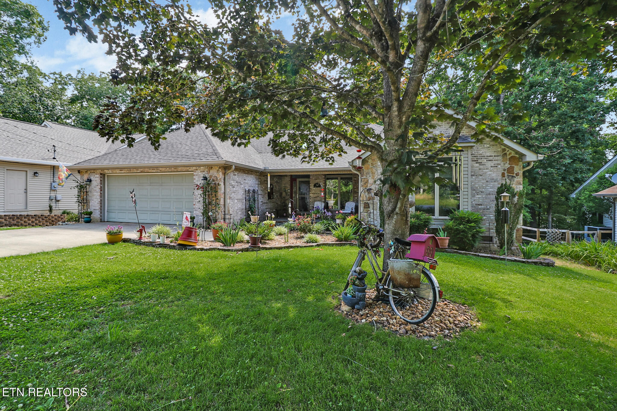 23 Overlook Terrace Crossville TN 38558