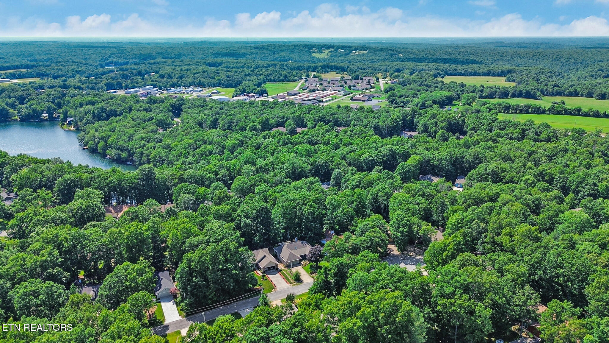 23 Overlook Terrace Crossville TN 38558