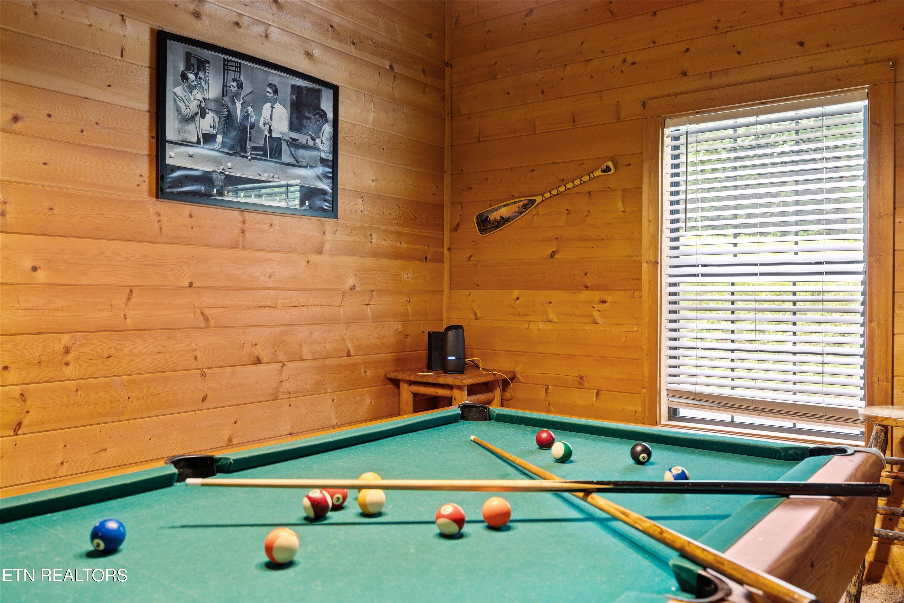 927 Stone Trail Sevierville TN 37876
