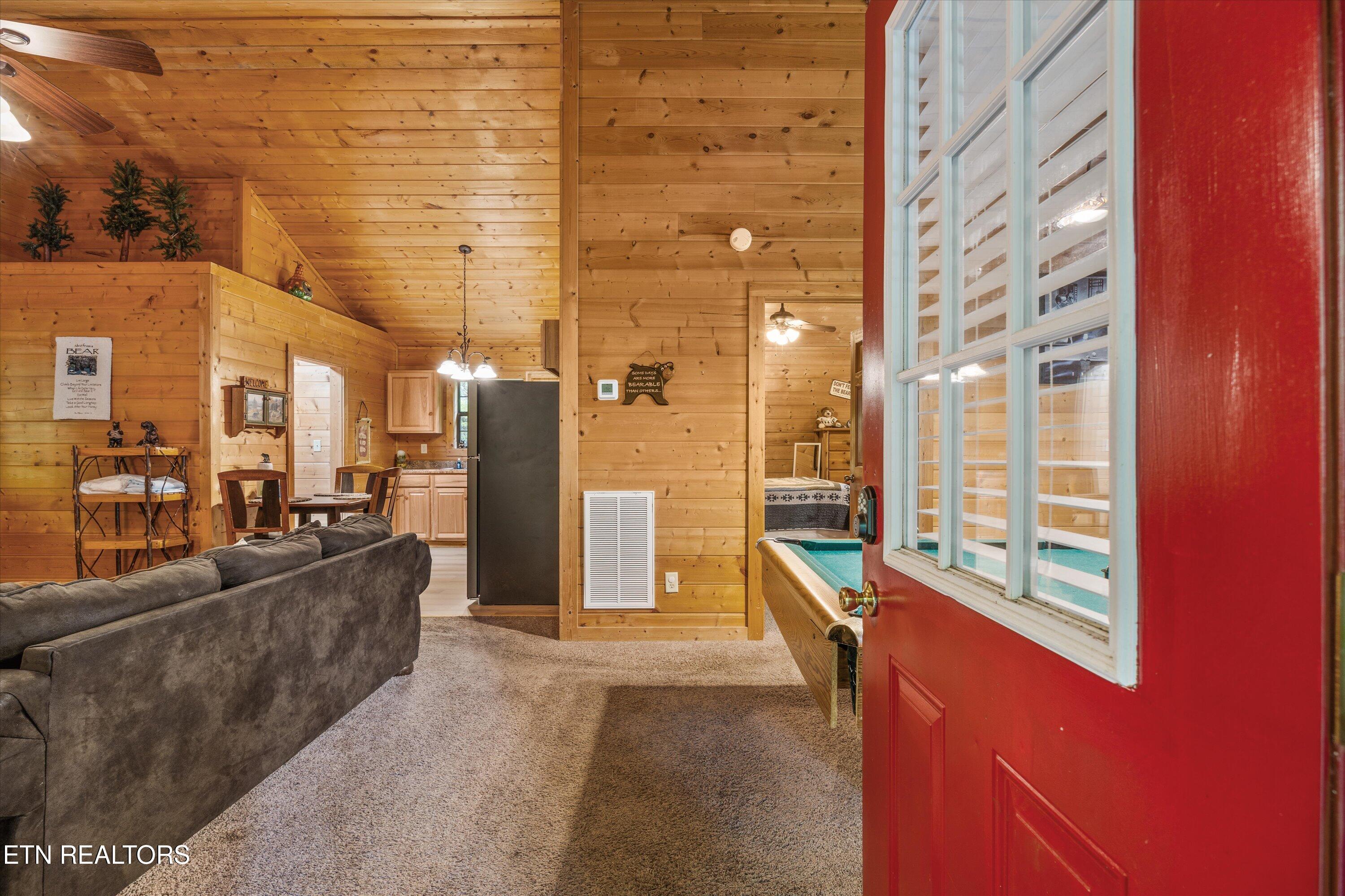 927 Stone Trail Sevierville TN 37876