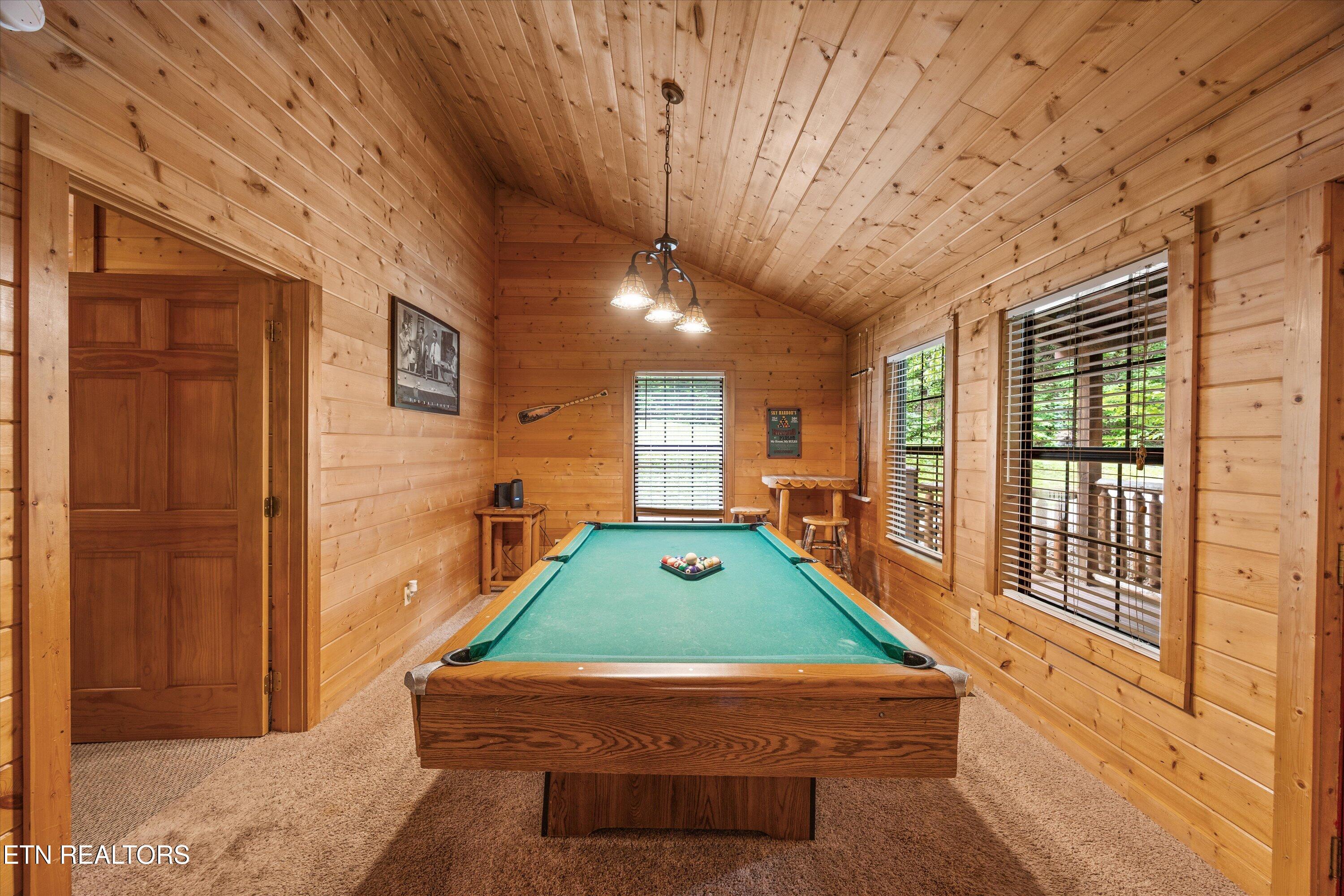 927 Stone Trail Sevierville TN 37876