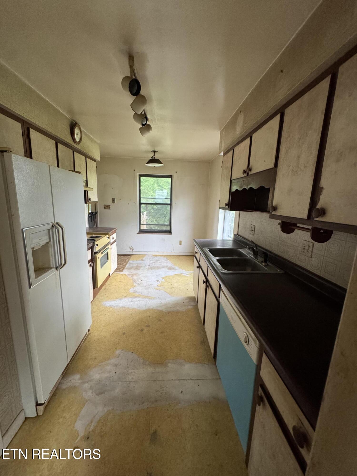 732 Greenbriar Road Talbott TN 37877