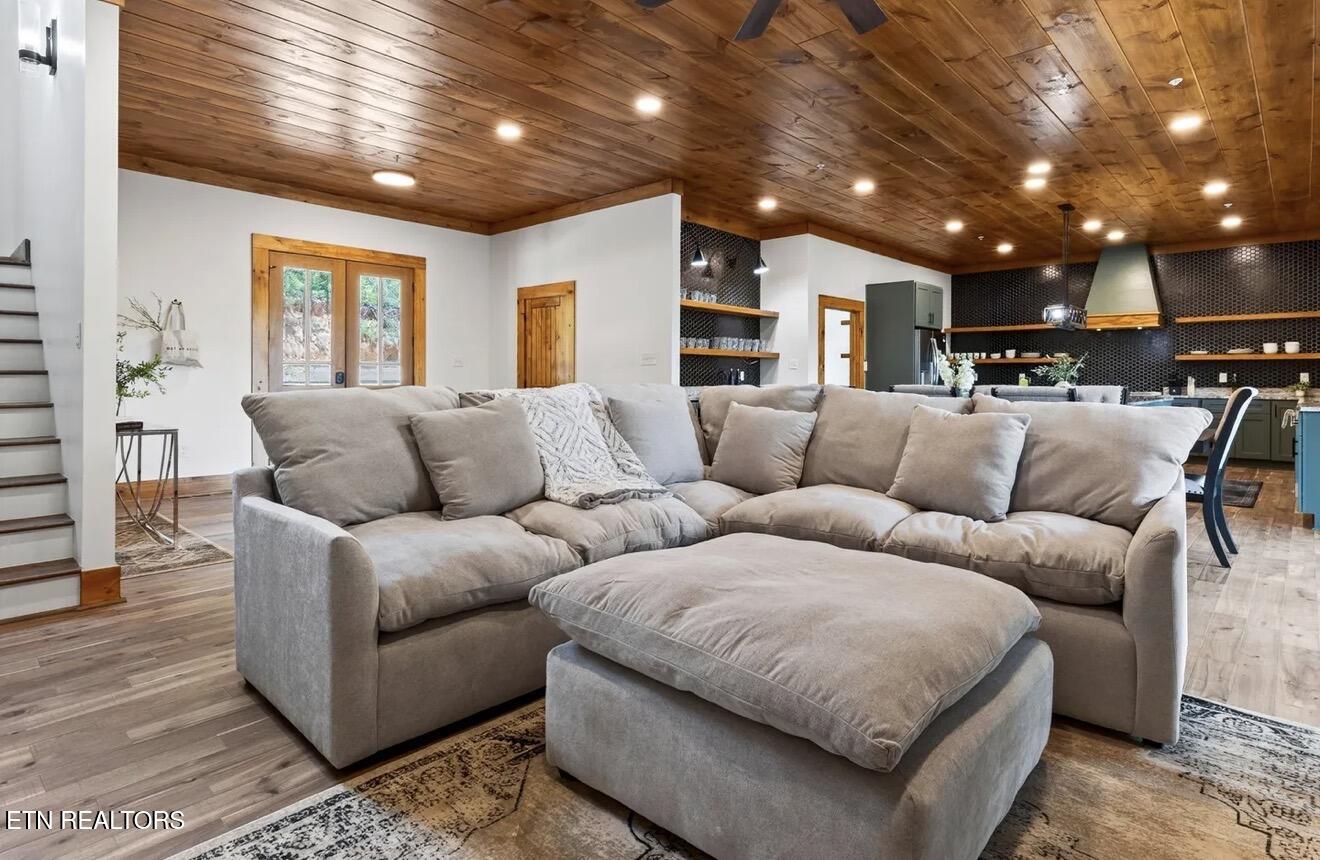 1950 Spurling Road Sevierville TN 37862
