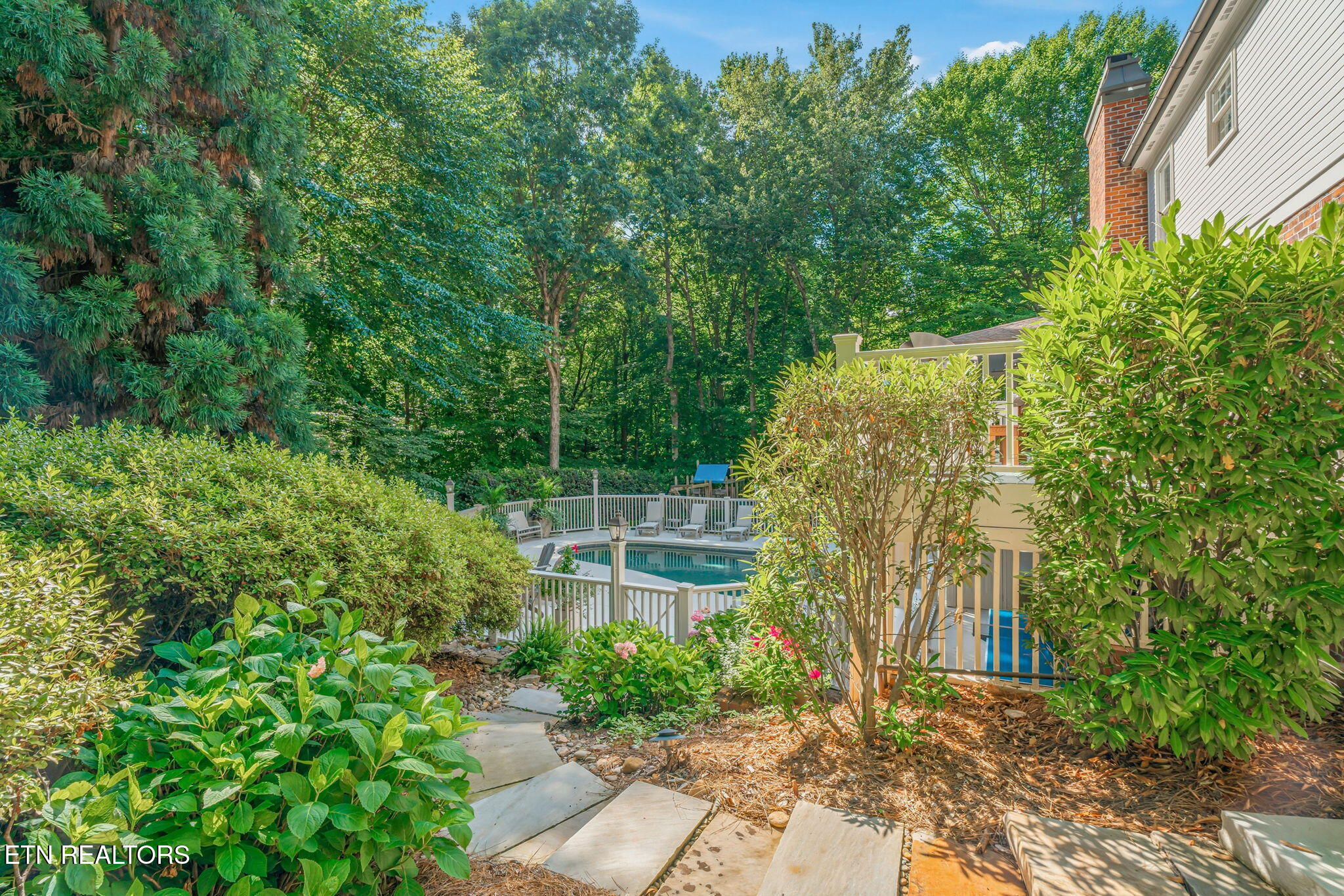 5304 Hickory Hollow Road Knoxville TN 37919