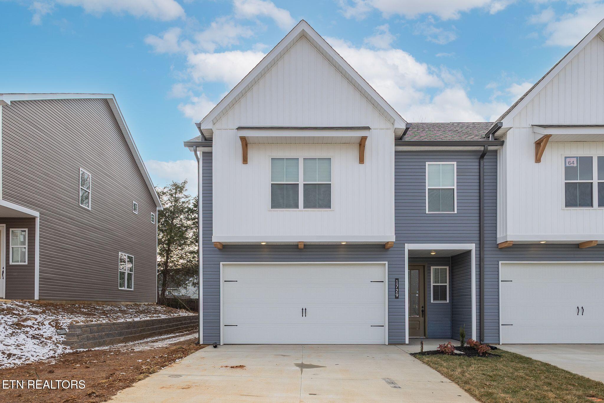 1729 Lateglow Way Knoxville TN 37931