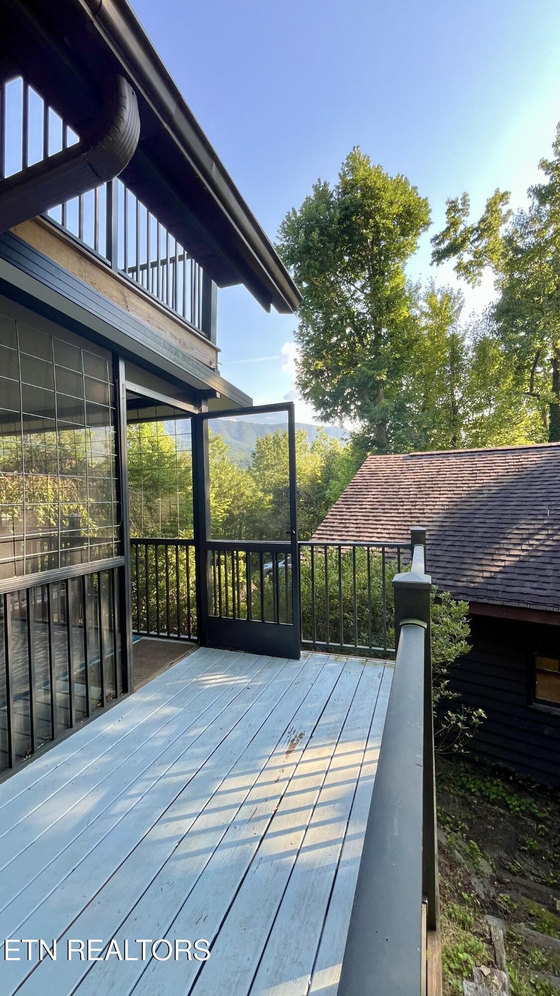 326 Overview Gatlinburg TN 37738