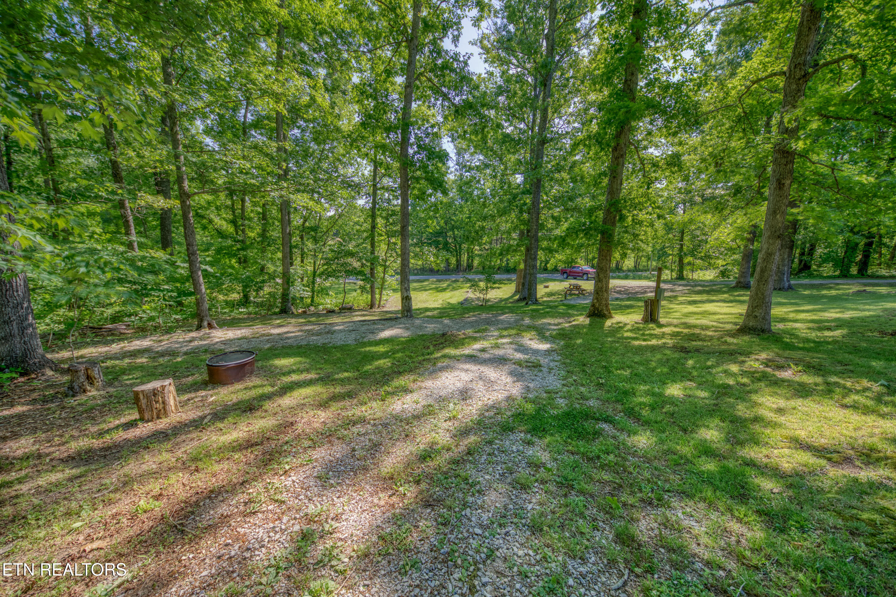 911 Big Ridge Road Oneida TN 37841