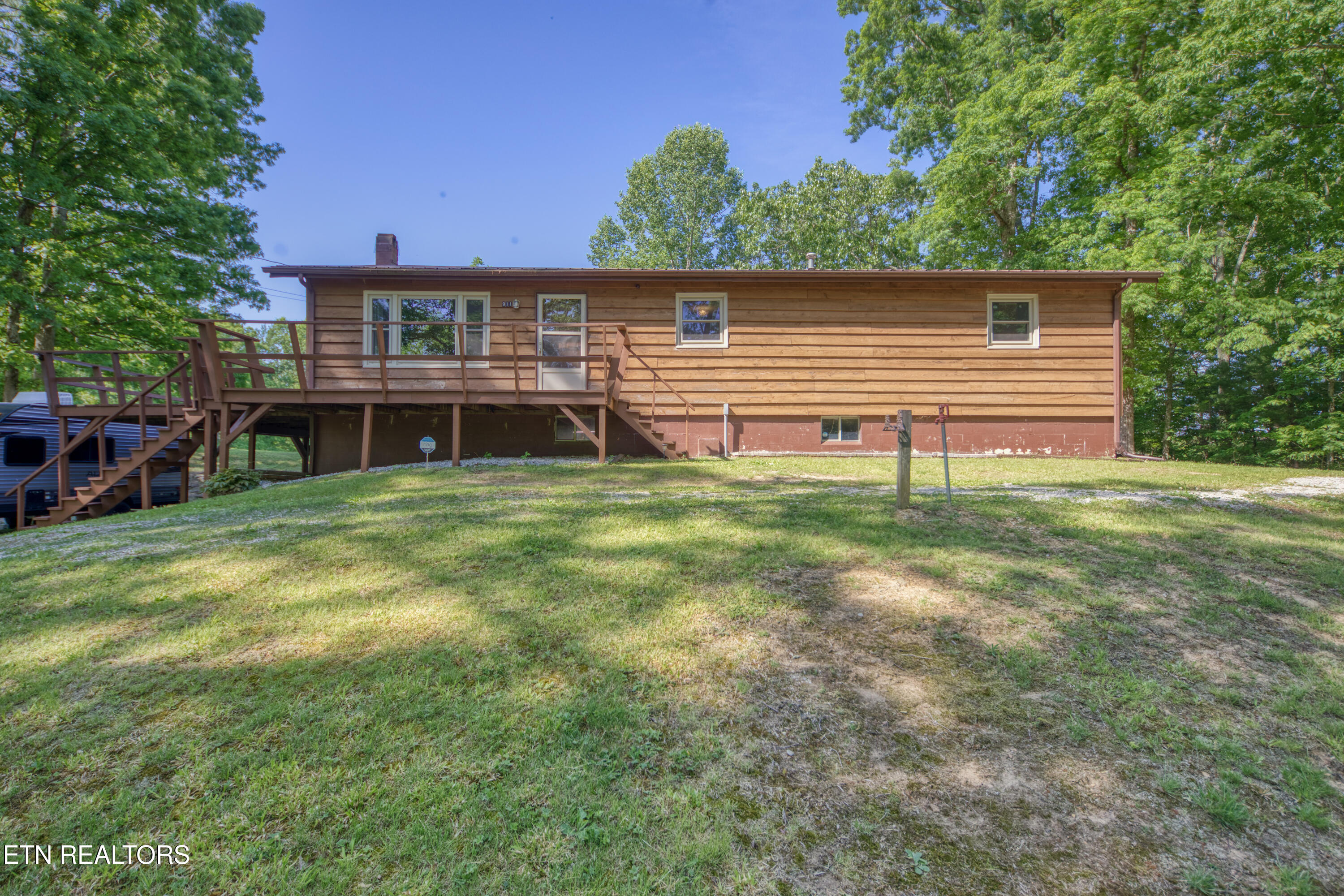 911 Big Ridge Road Oneida TN 37841