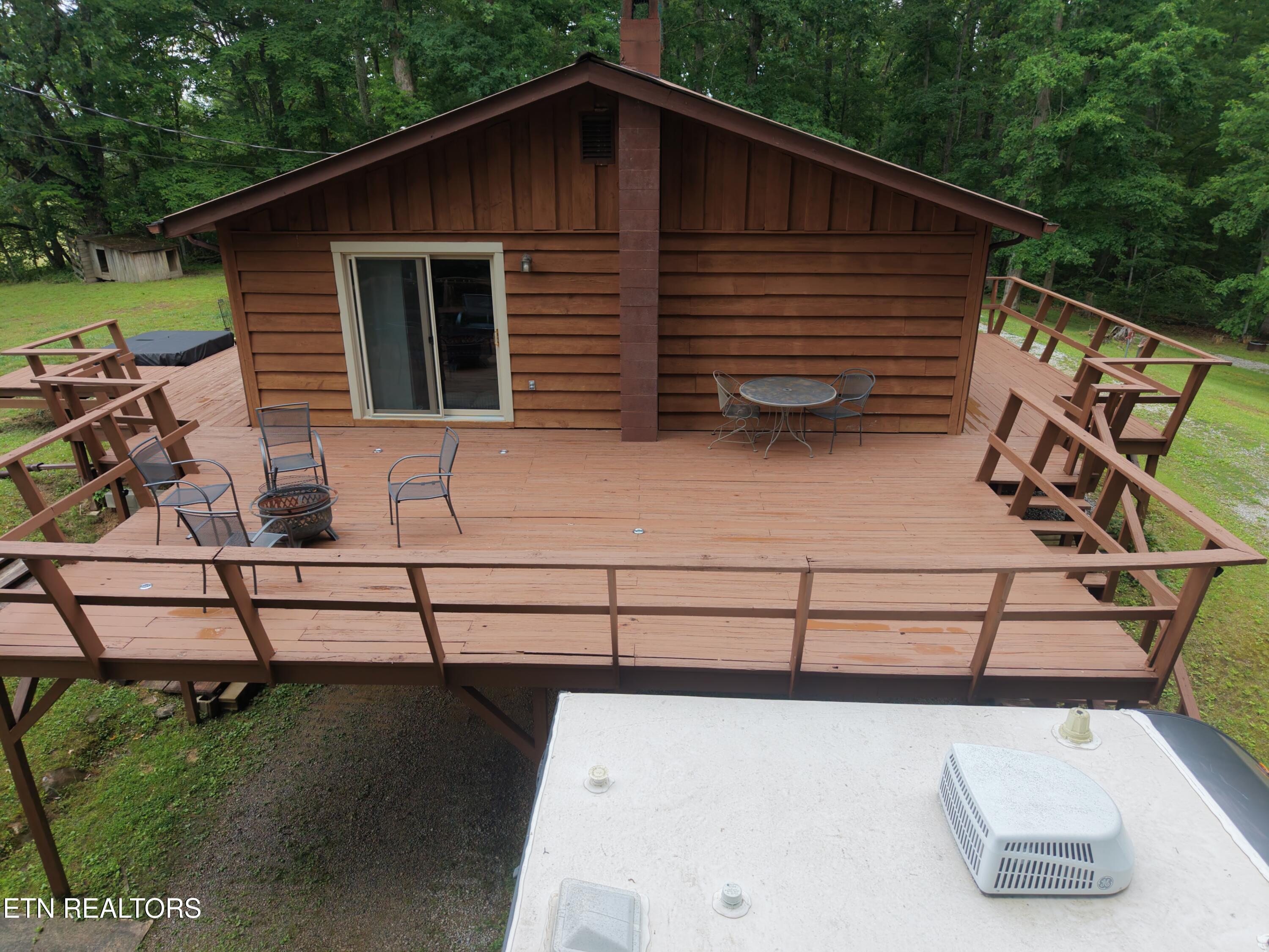911 Big Ridge Road Oneida TN 37841
