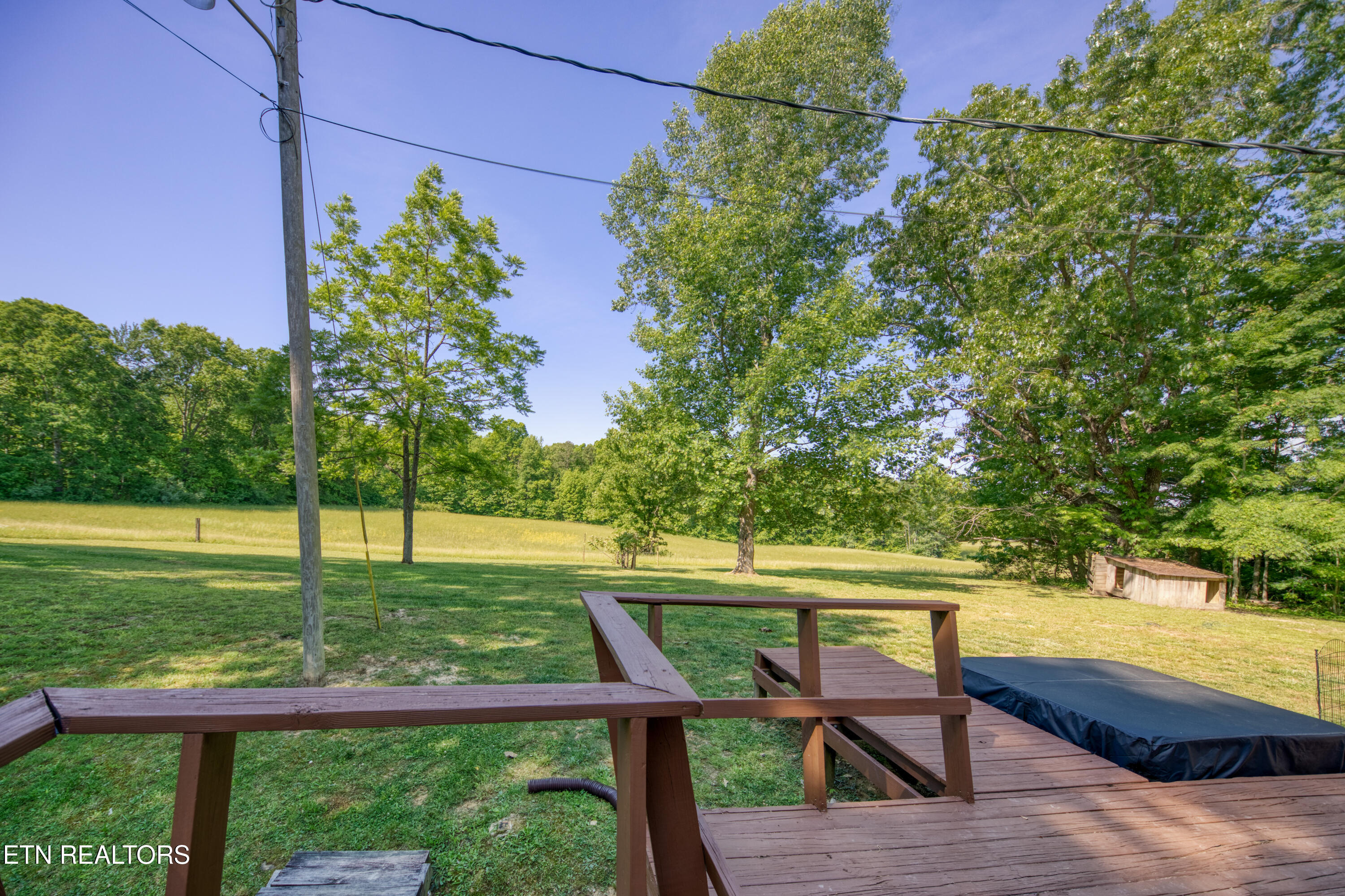 911 Big Ridge Road Oneida TN 37841