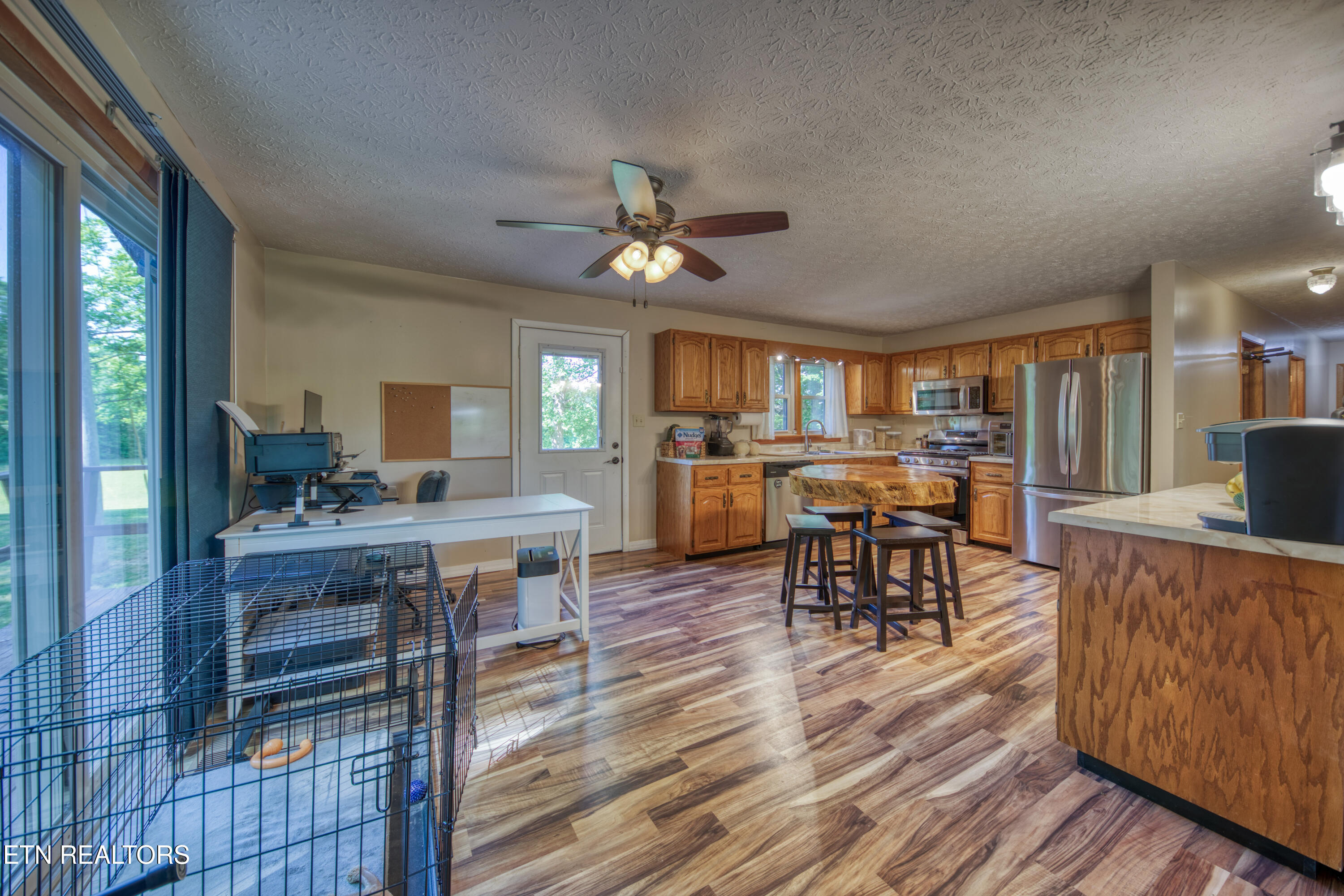 911 Big Ridge Road Oneida TN 37841