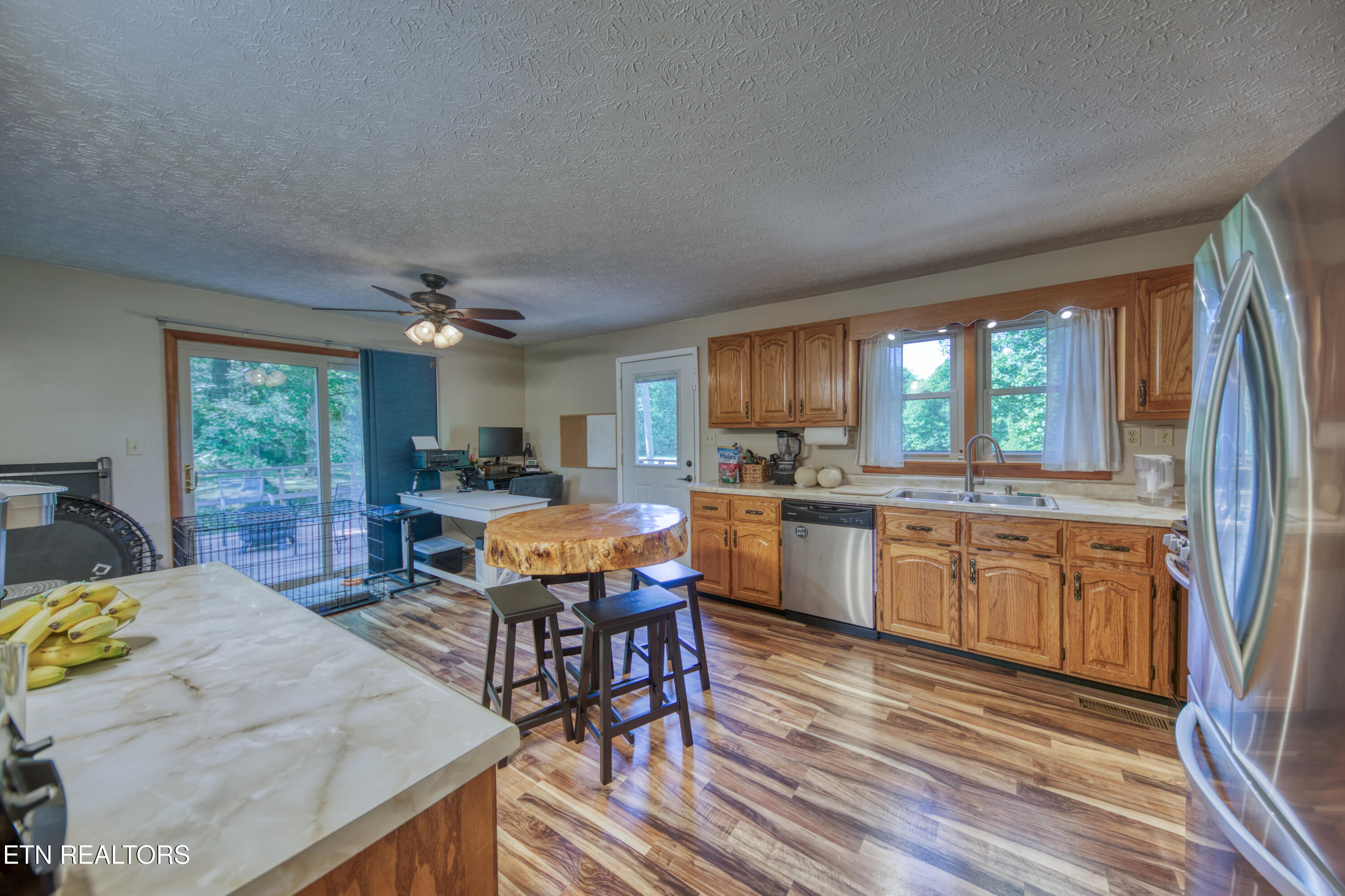 911 Big Ridge Road Oneida TN 37841