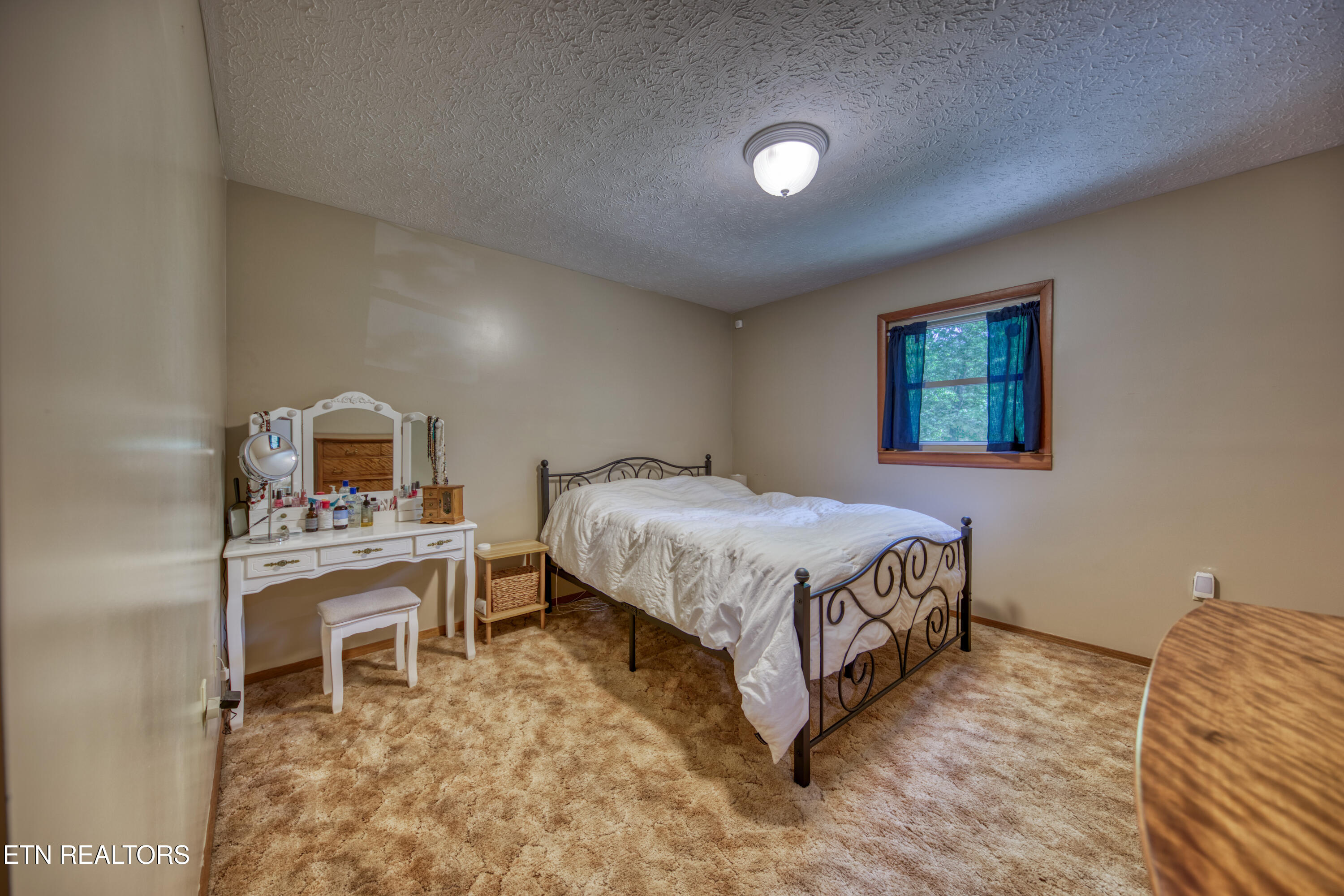 911 Big Ridge Road Oneida TN 37841