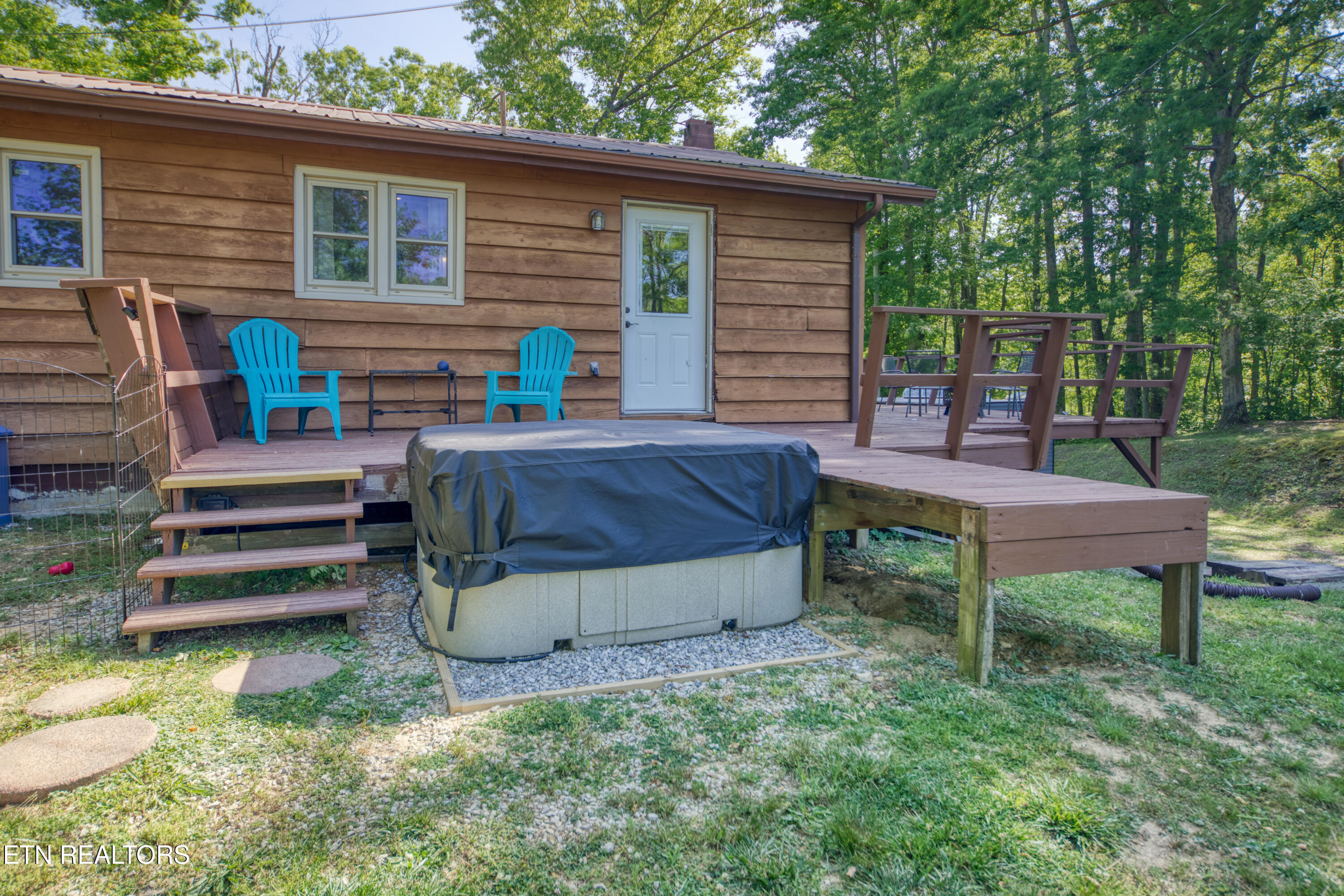 911 Big Ridge Road Oneida TN 37841
