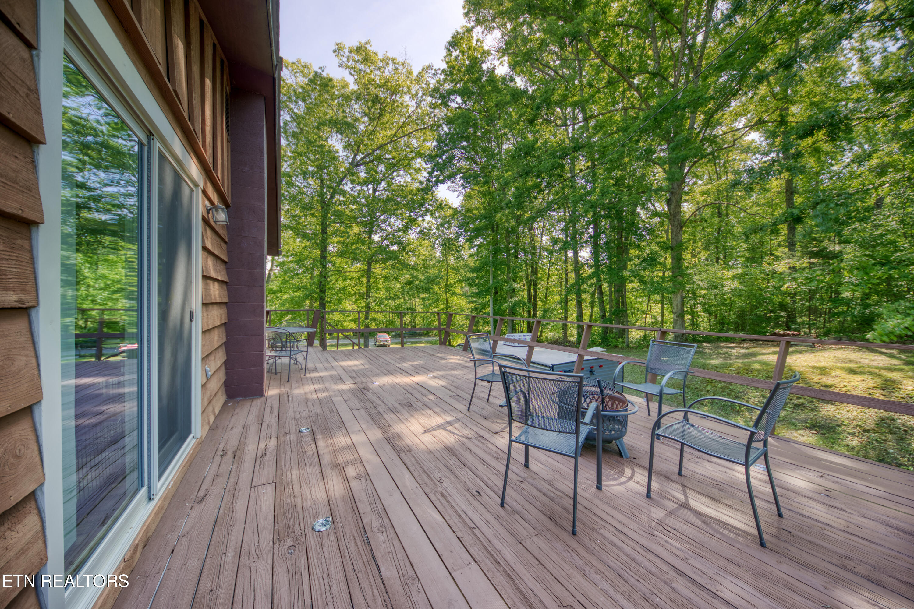 911 Big Ridge Road Oneida TN 37841