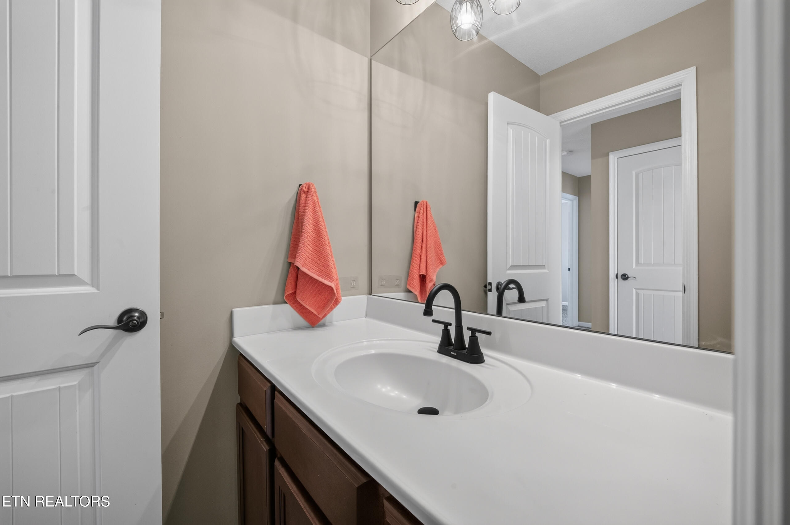 1106 Scatter Way Knoxville TN 37919