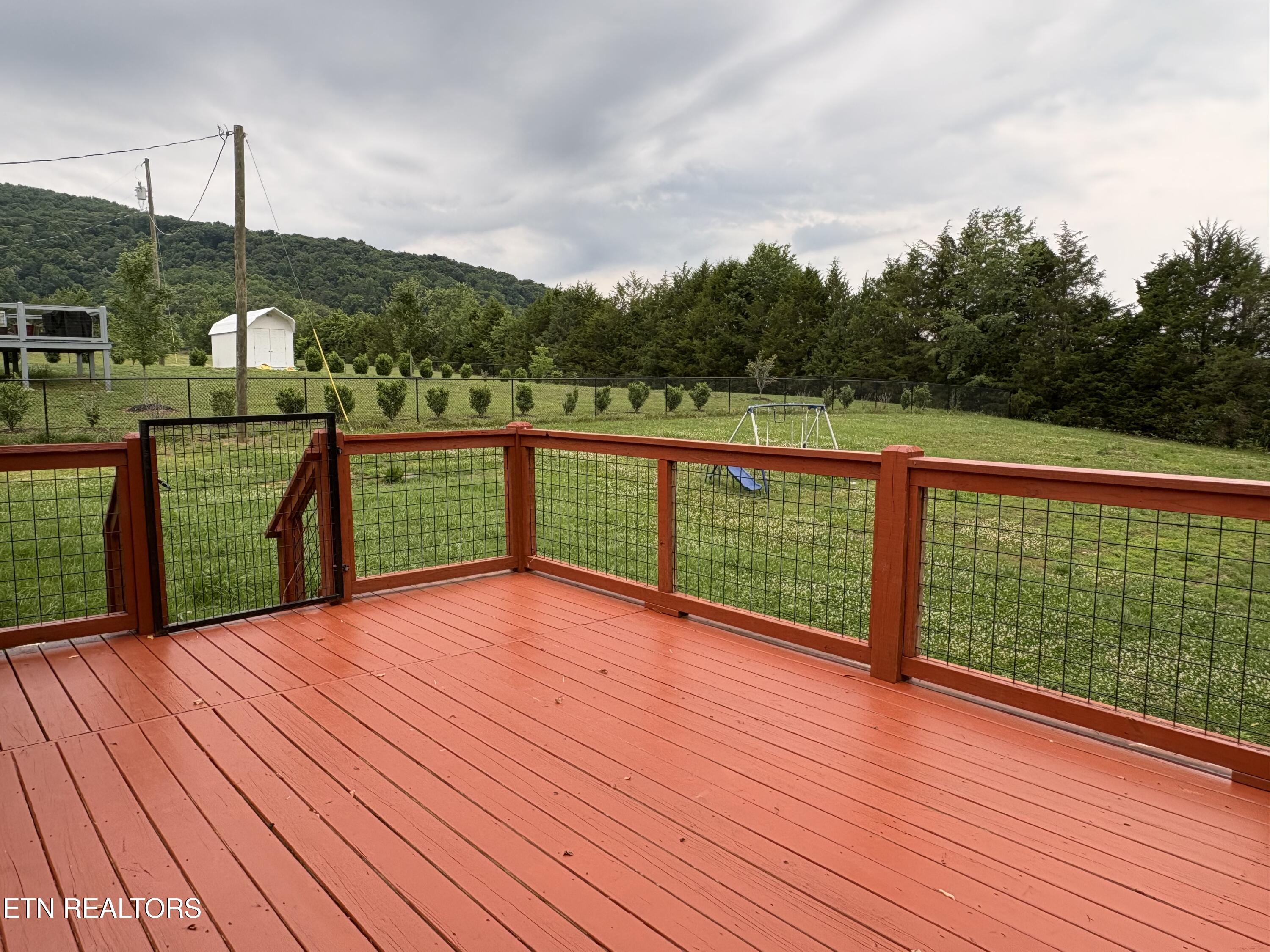 327 Thomas Loop Road Sevierville TN 37876