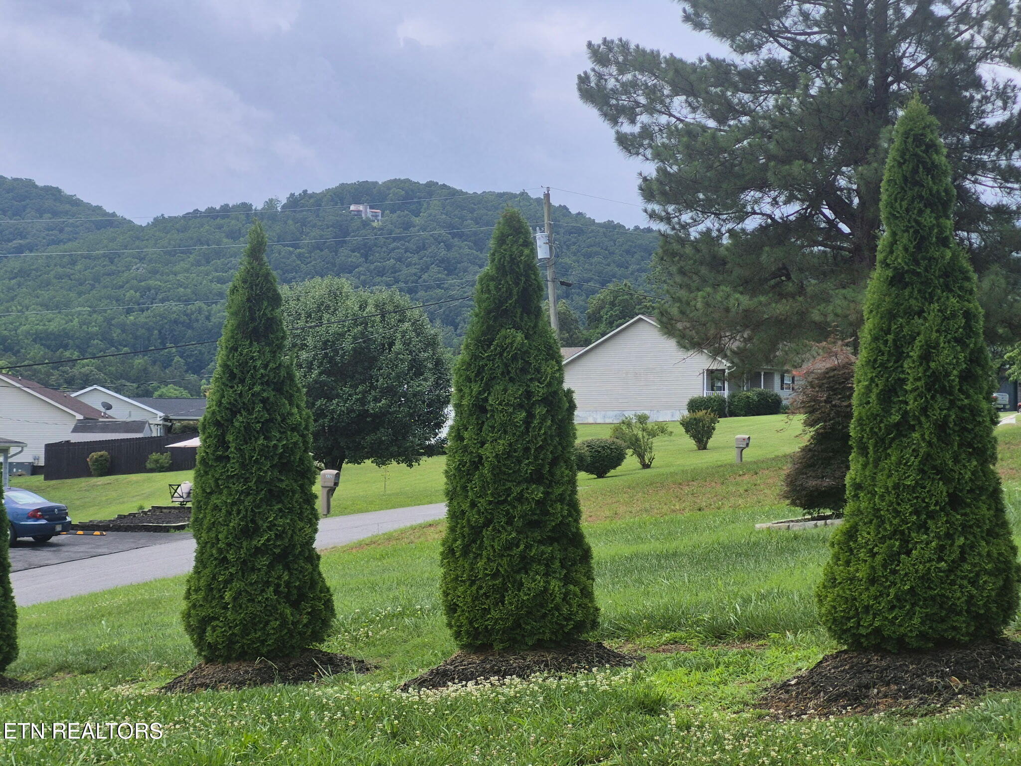 327 Thomas Loop Road Sevierville TN 37876