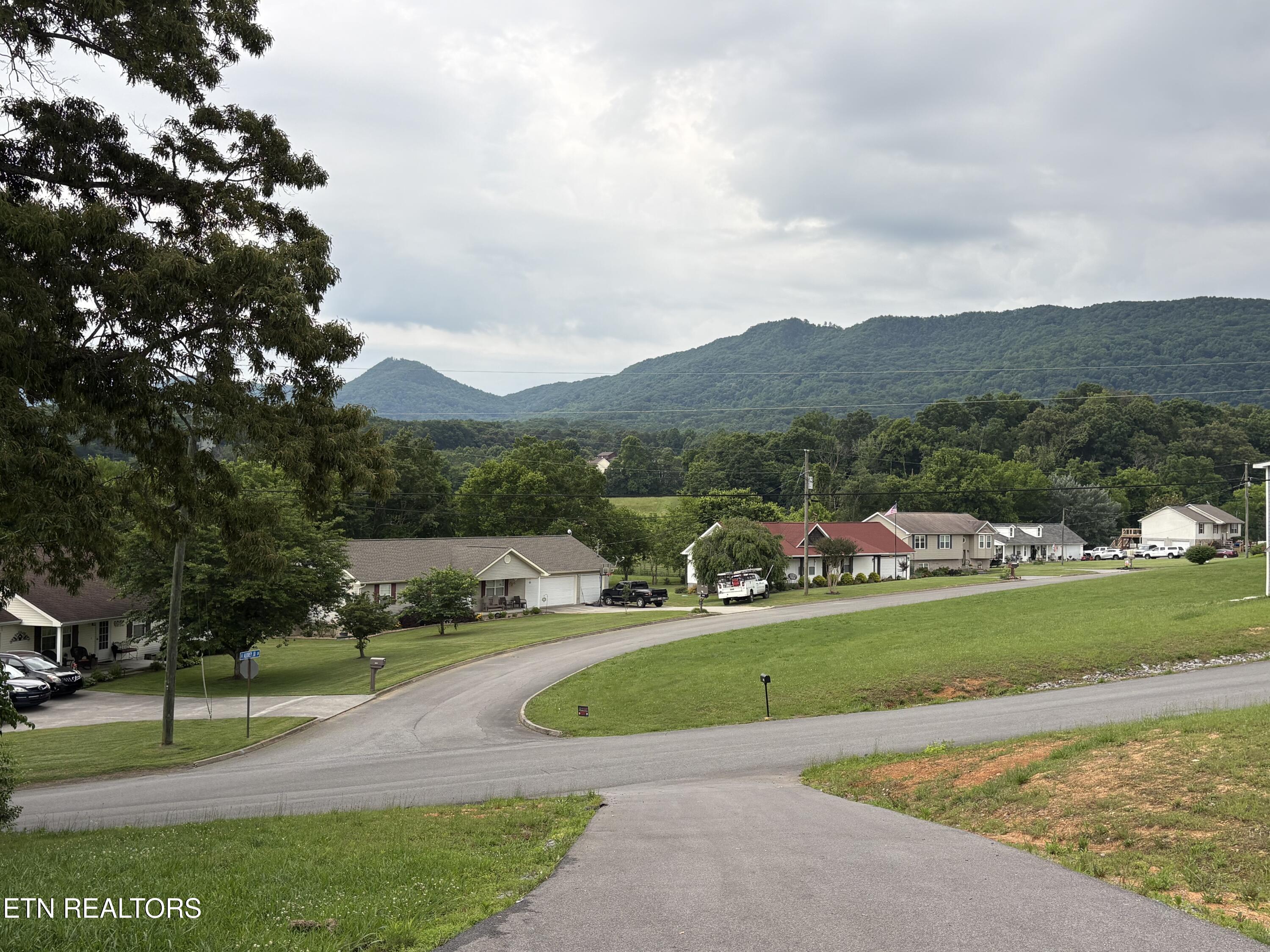 327 Thomas Loop Road Sevierville TN 37876