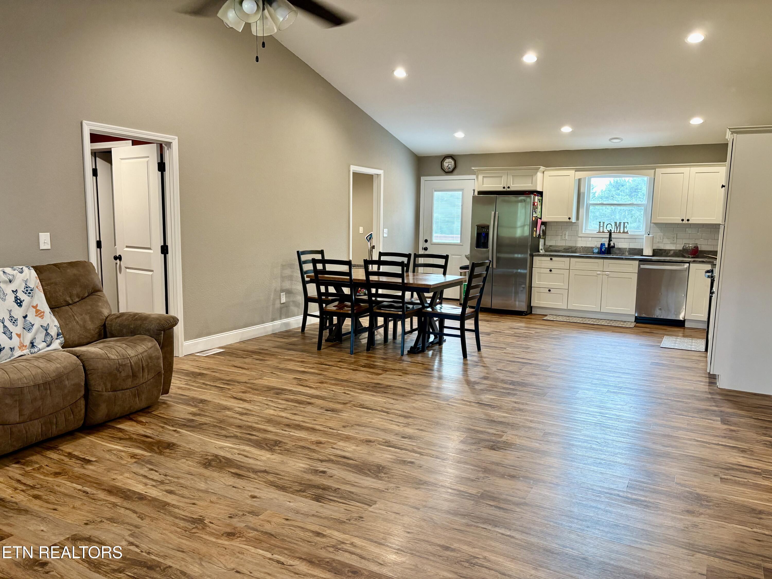 327 Thomas Loop Road Sevierville TN 37876