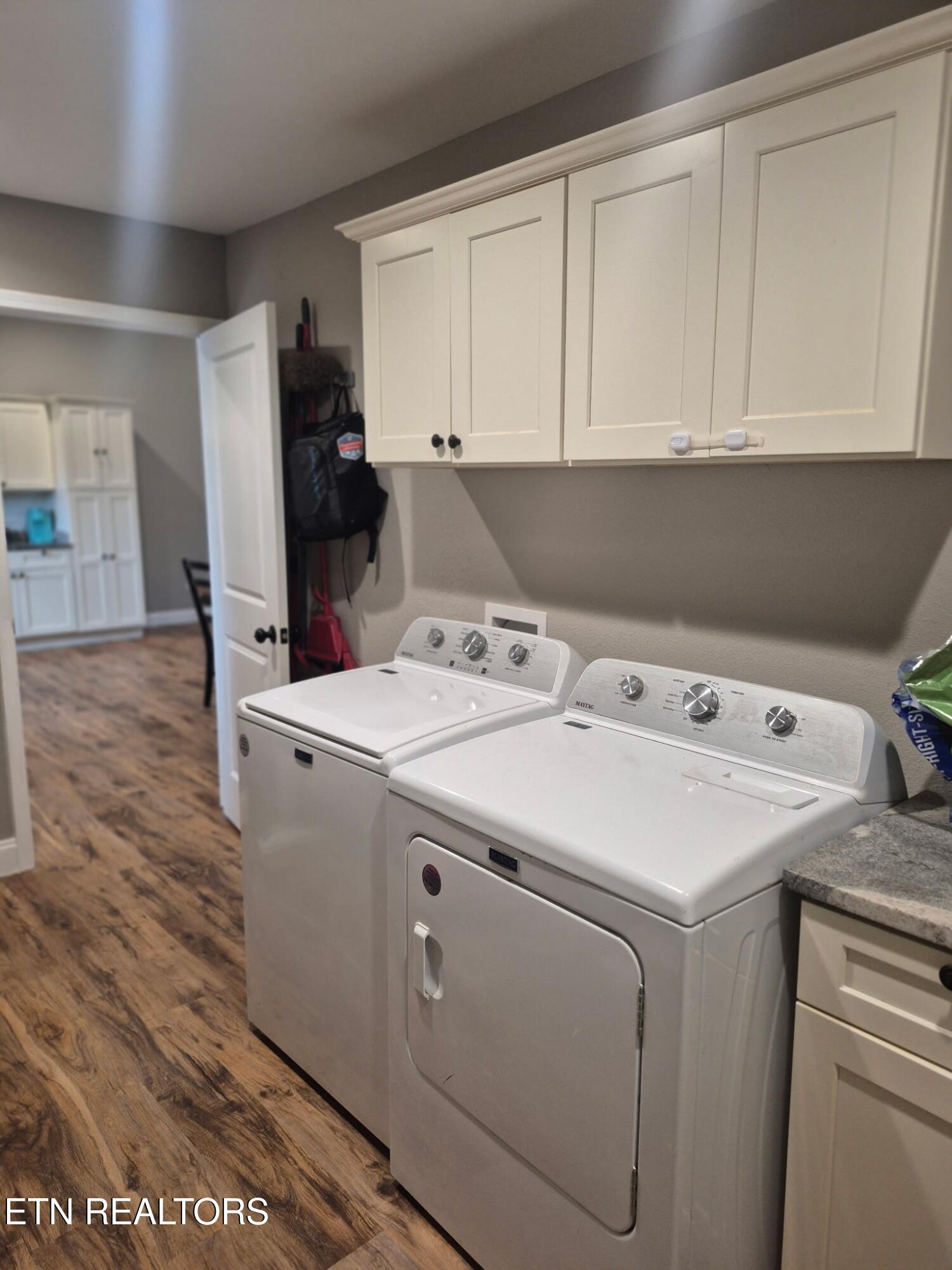 327 Thomas Loop Road Sevierville TN 37876