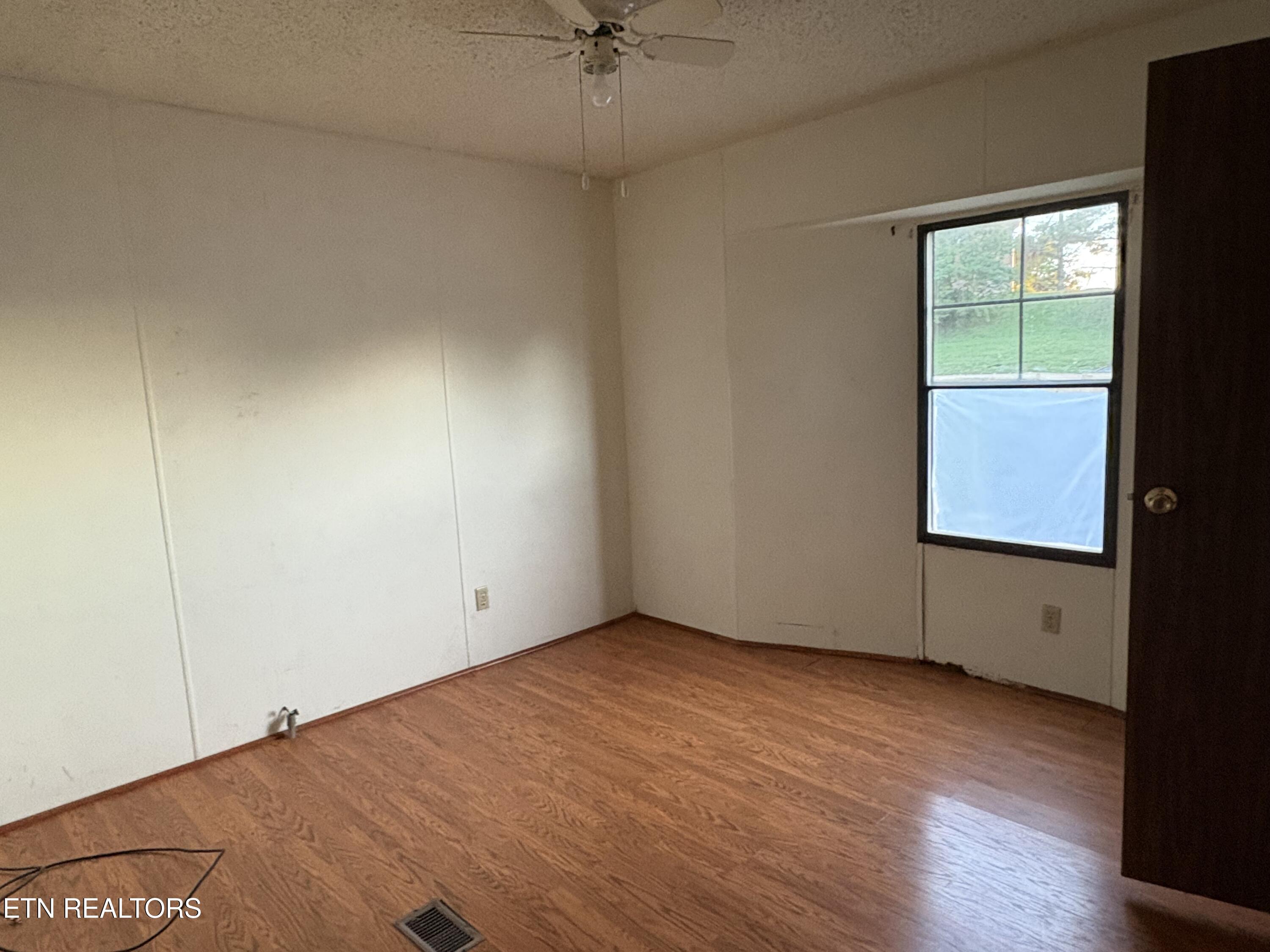 865 Shade Pressnell Road Tazewell TN 37879