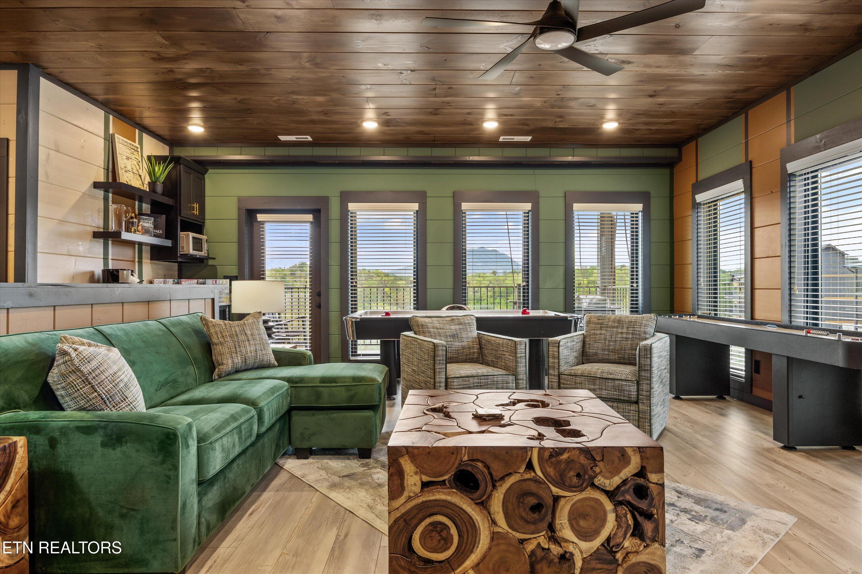 331 Rambling Creek Way Sevierville TN 37862