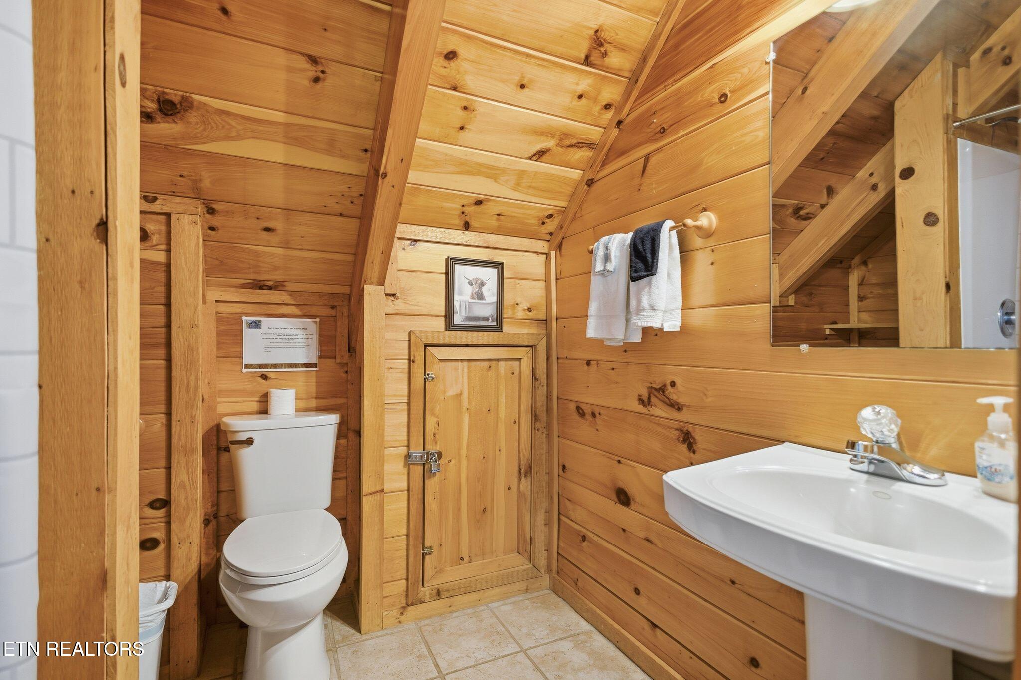 1118 Ski View Lane Sevierville TN 37876