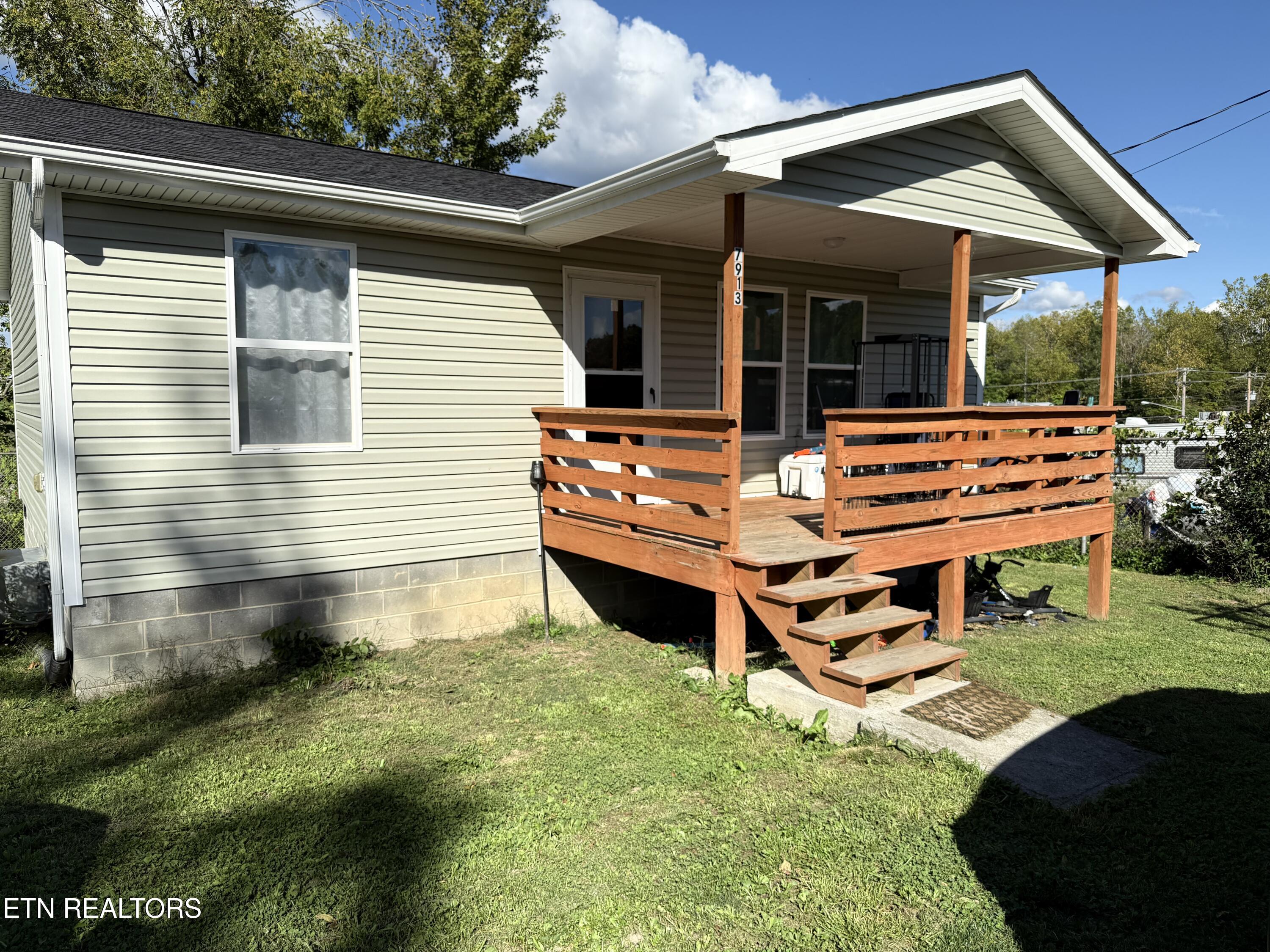 7913 Morgan Co Highway Sunbright TN 37872