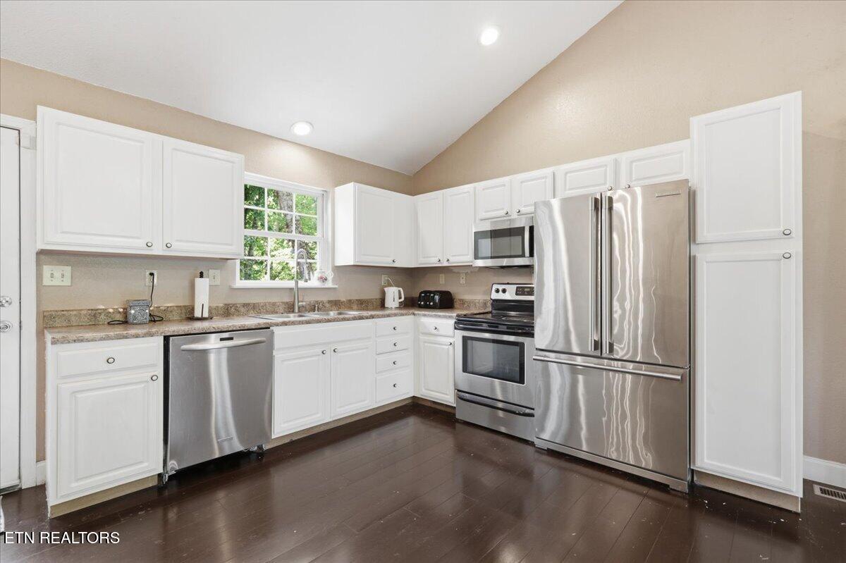 1138 Vista Drive Sevierville TN 37862