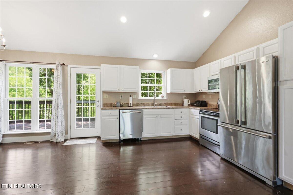 1138 Vista Drive Sevierville TN 37862